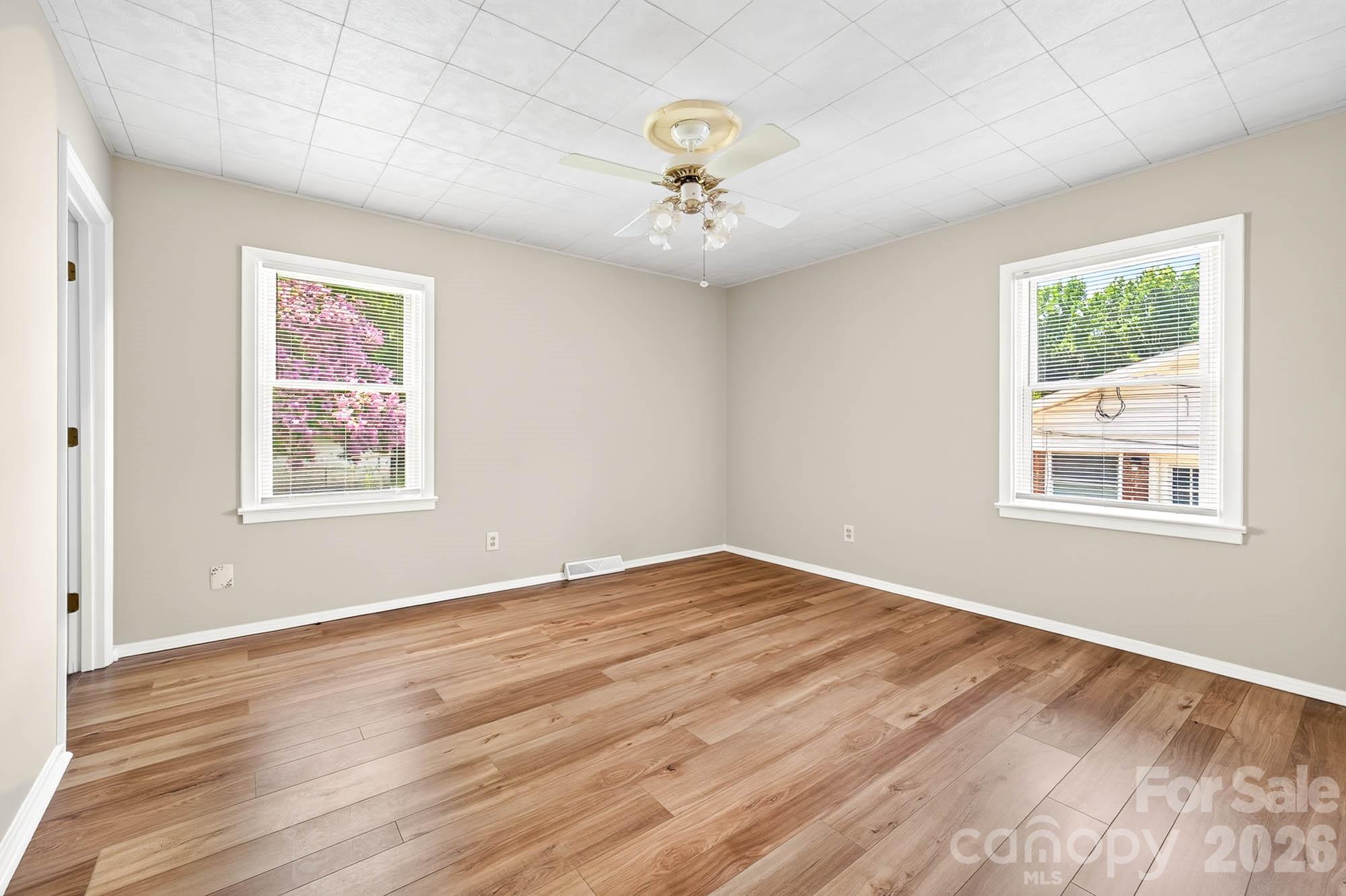 Shady Glen - Residential