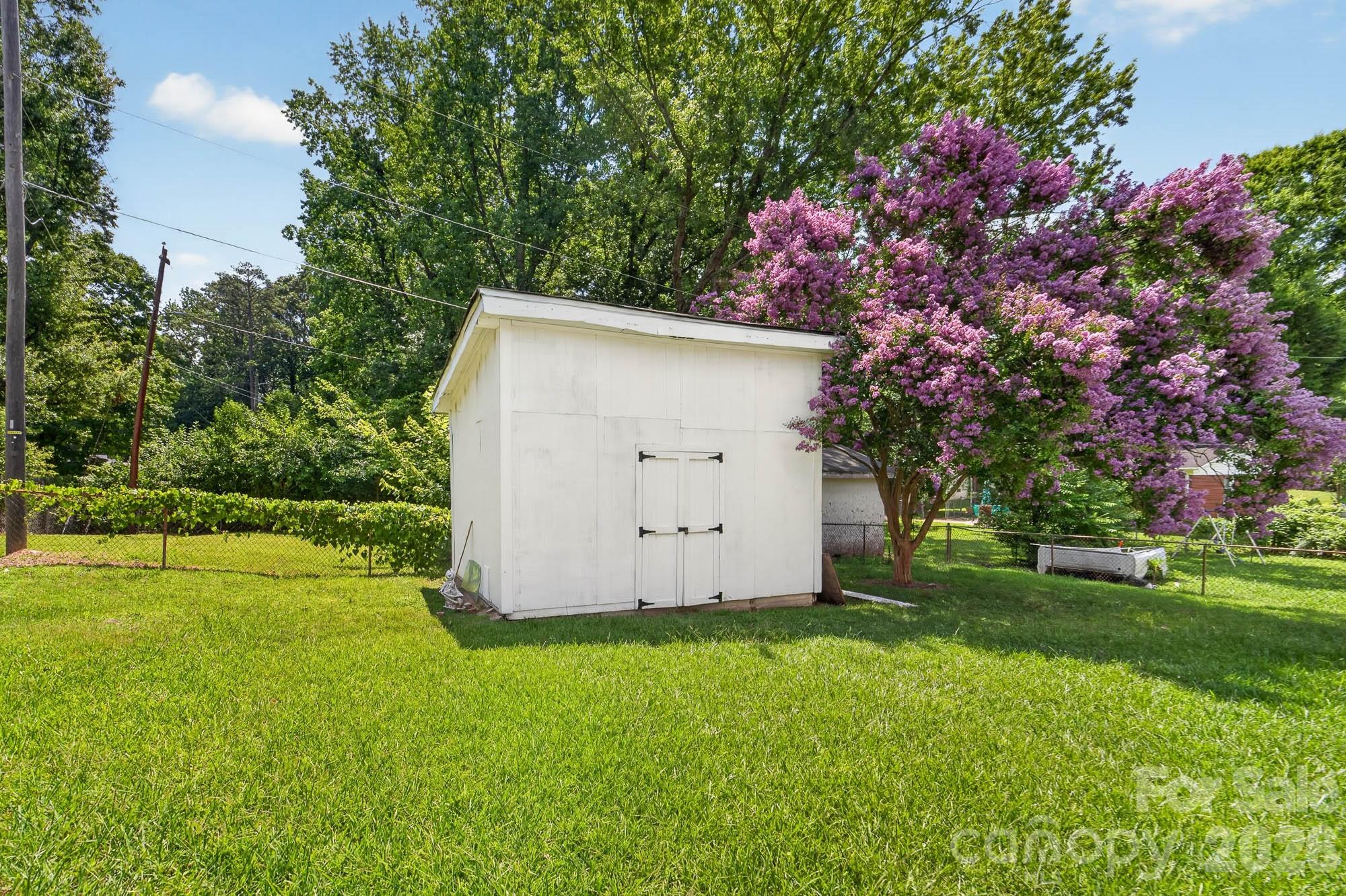 Shady Glen - Residential