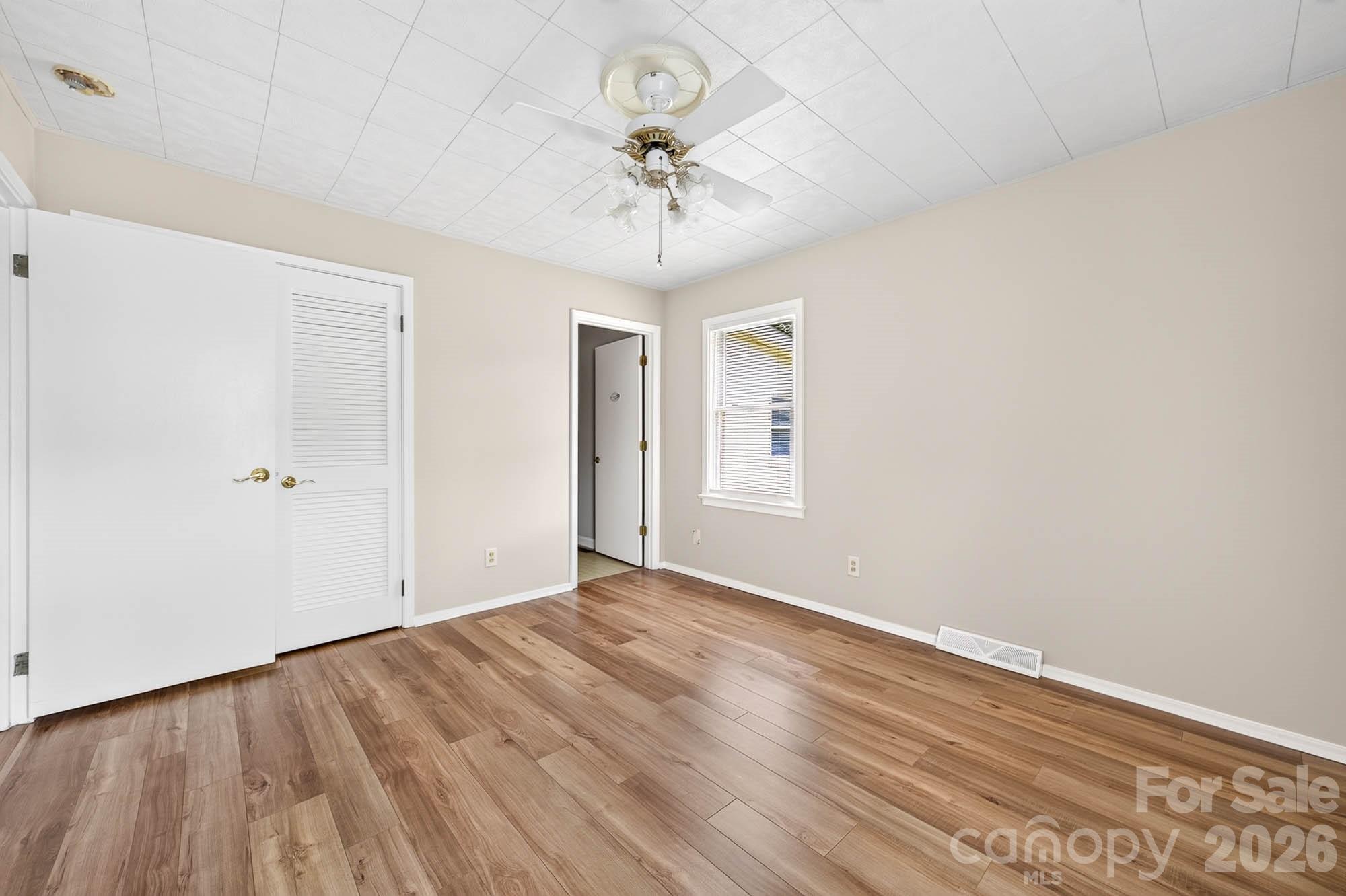 Shady Glen - Residential