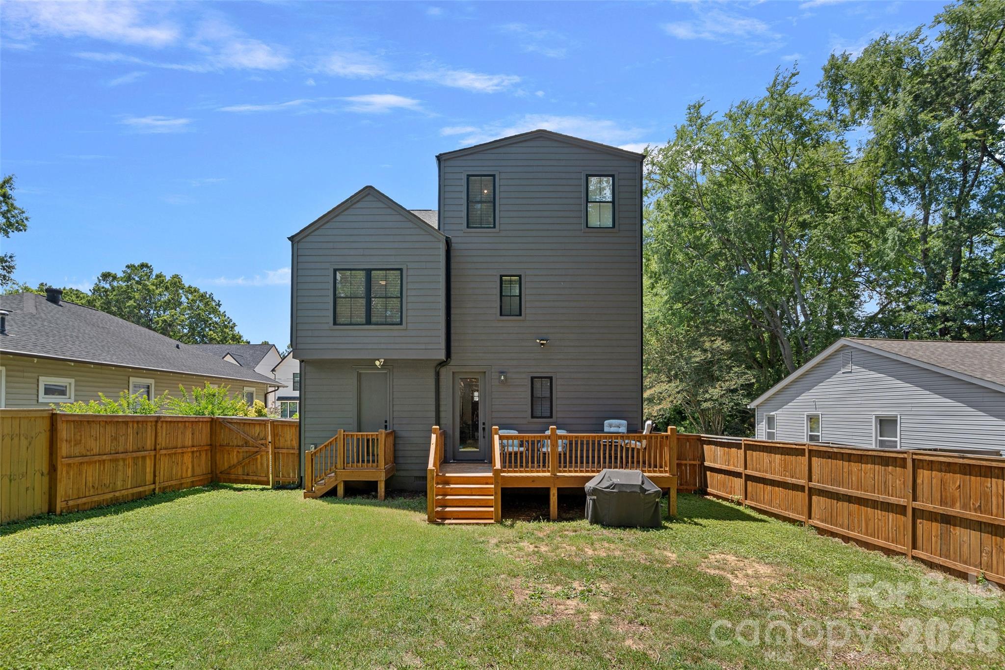 Merry Oaks - Residential