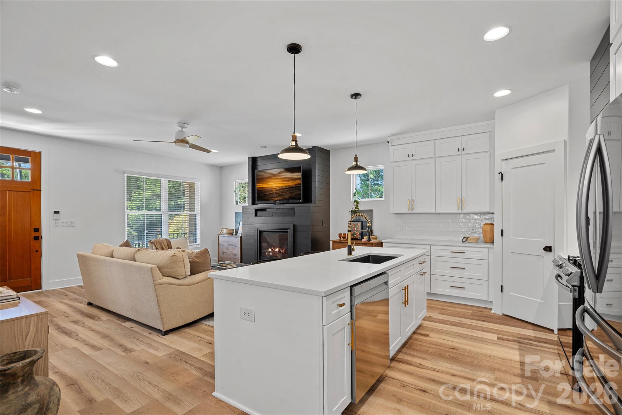 Merry Oaks - Residential
