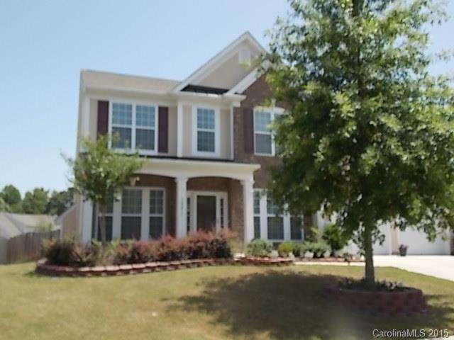 Beautiful home on fenced level lot. HOME WARRANTY! Open plan, hardwoods, large Great Room with gas log fireplace, formal dining room, Study/office with French doors. Bright kitchen, work island, gas range, built in microwave, refrigerator, desk area. Master BR suite with dual vanity, garden tub, shower and water closet, large walk-in closet. roomy secondary bedrooms and closets. Low SC Taxes. wonderful, established neighborhood with neighborhood pool, playground, pool, clubhouse and sidewalks.