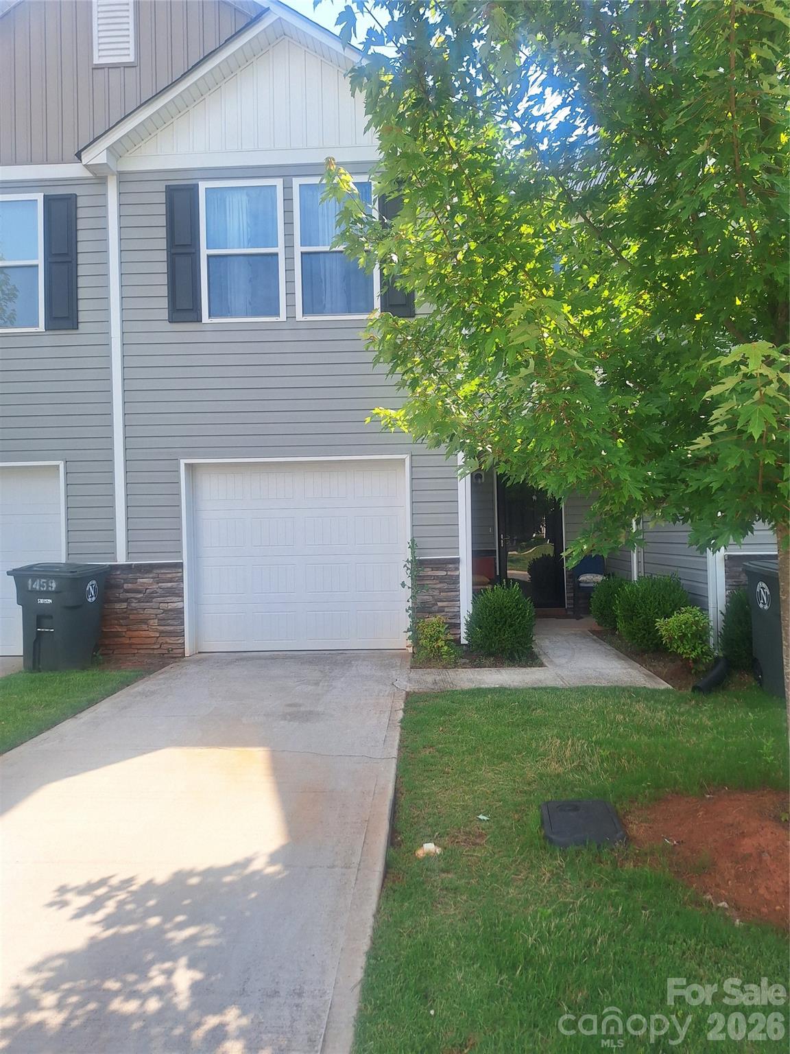 Oak Ridge Townhomes - Residential
