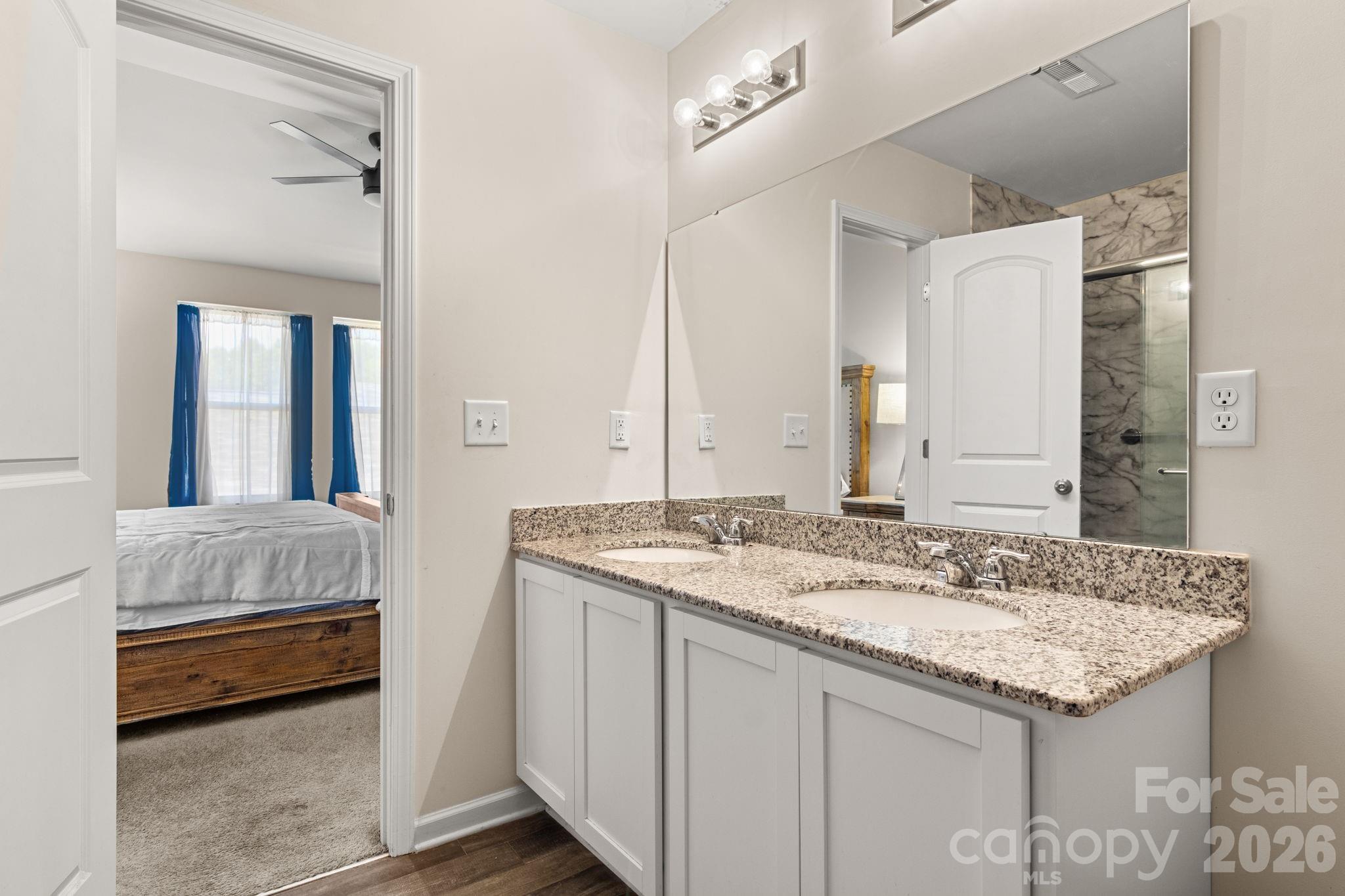 Oak Ridge Townhomes - Residential