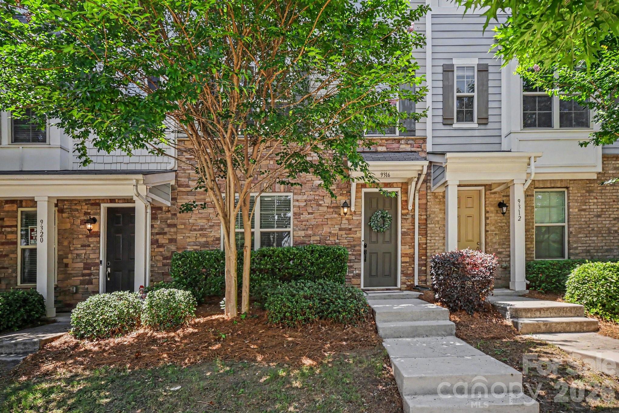Hadley at Arrowood Station - Residential