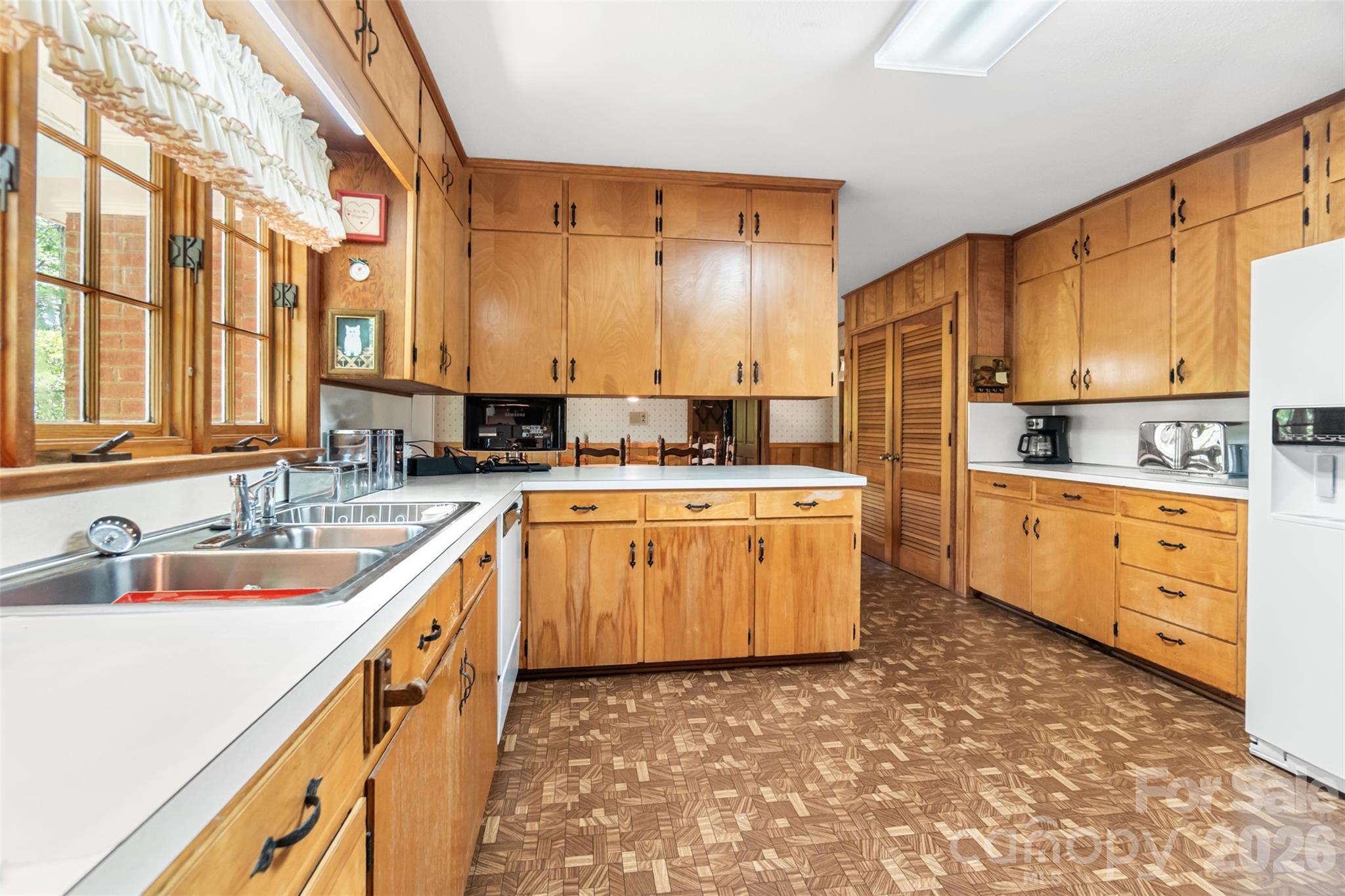 Forest Hills - Residential
