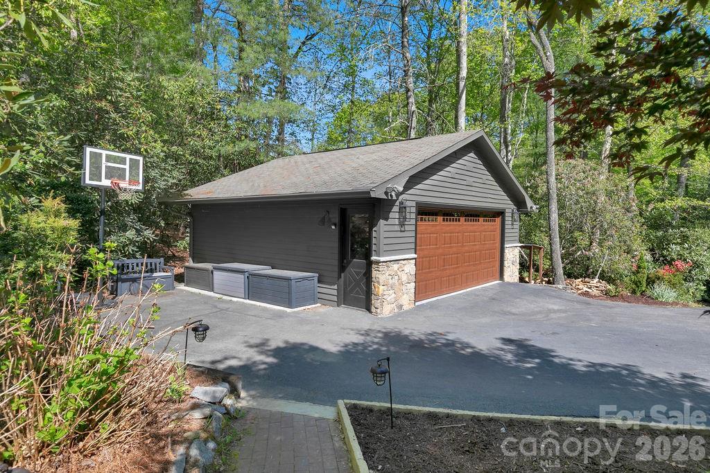 Falls Creek - Residential