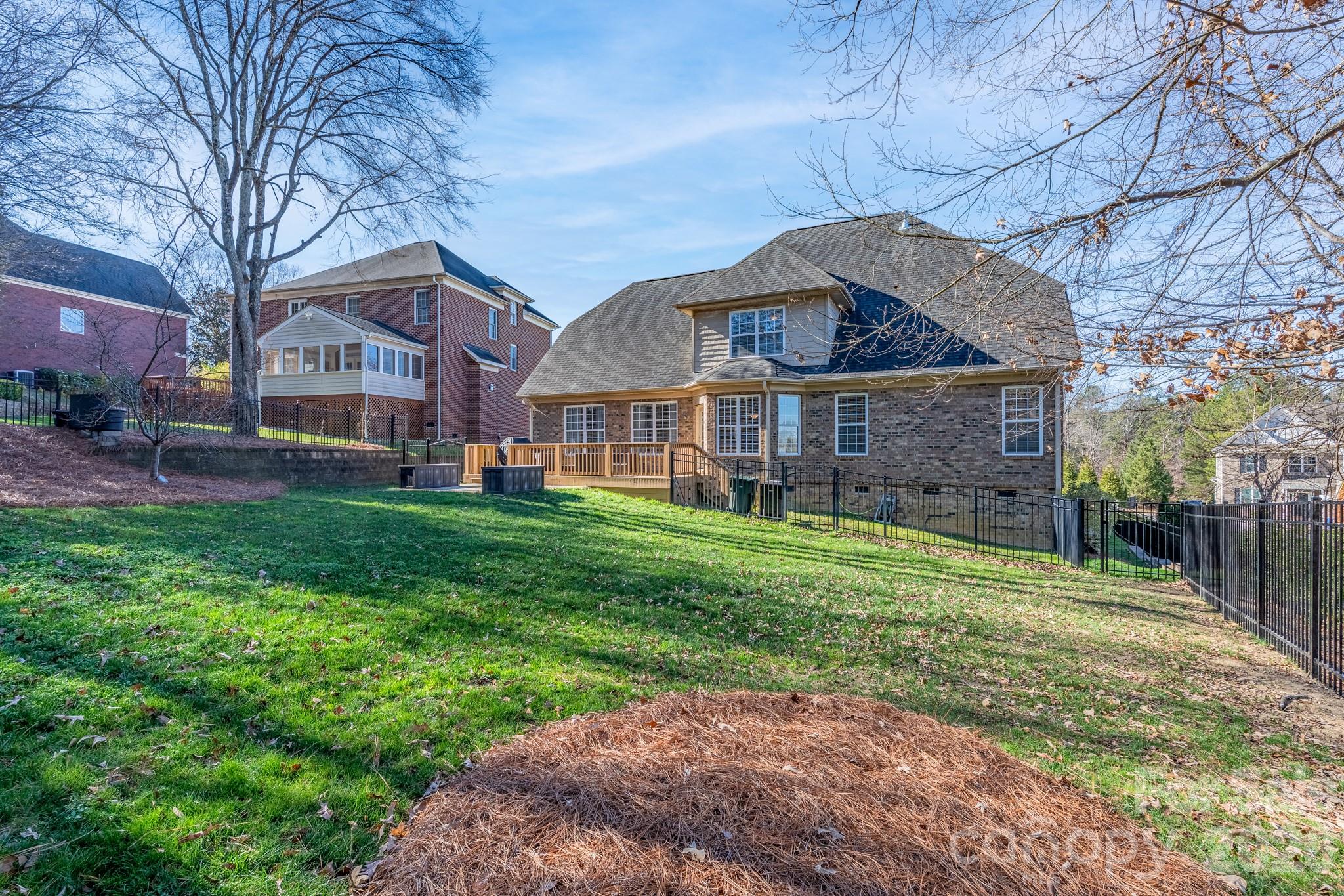 Waterford Glen - Residential