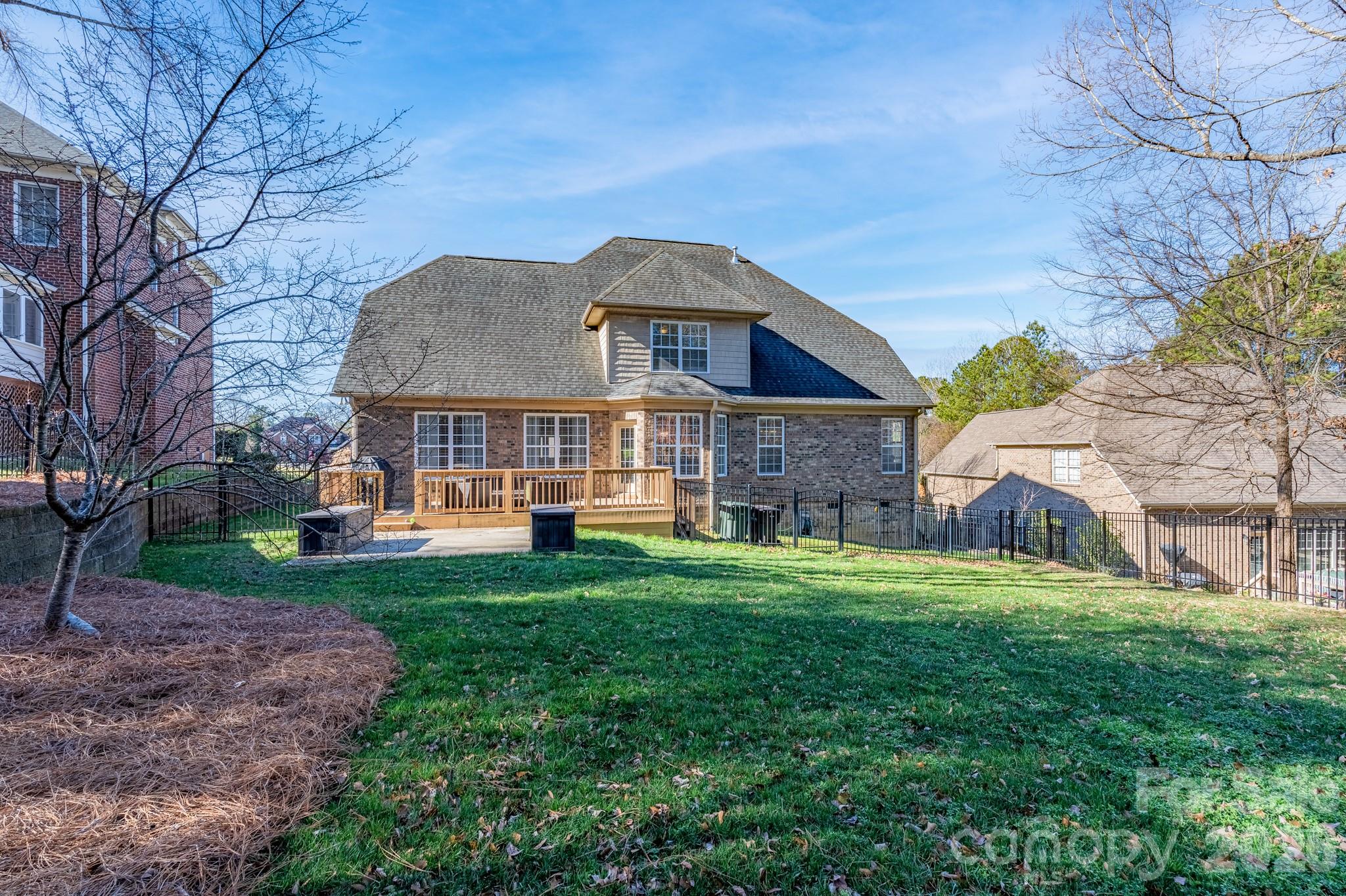 Waterford Glen - Residential