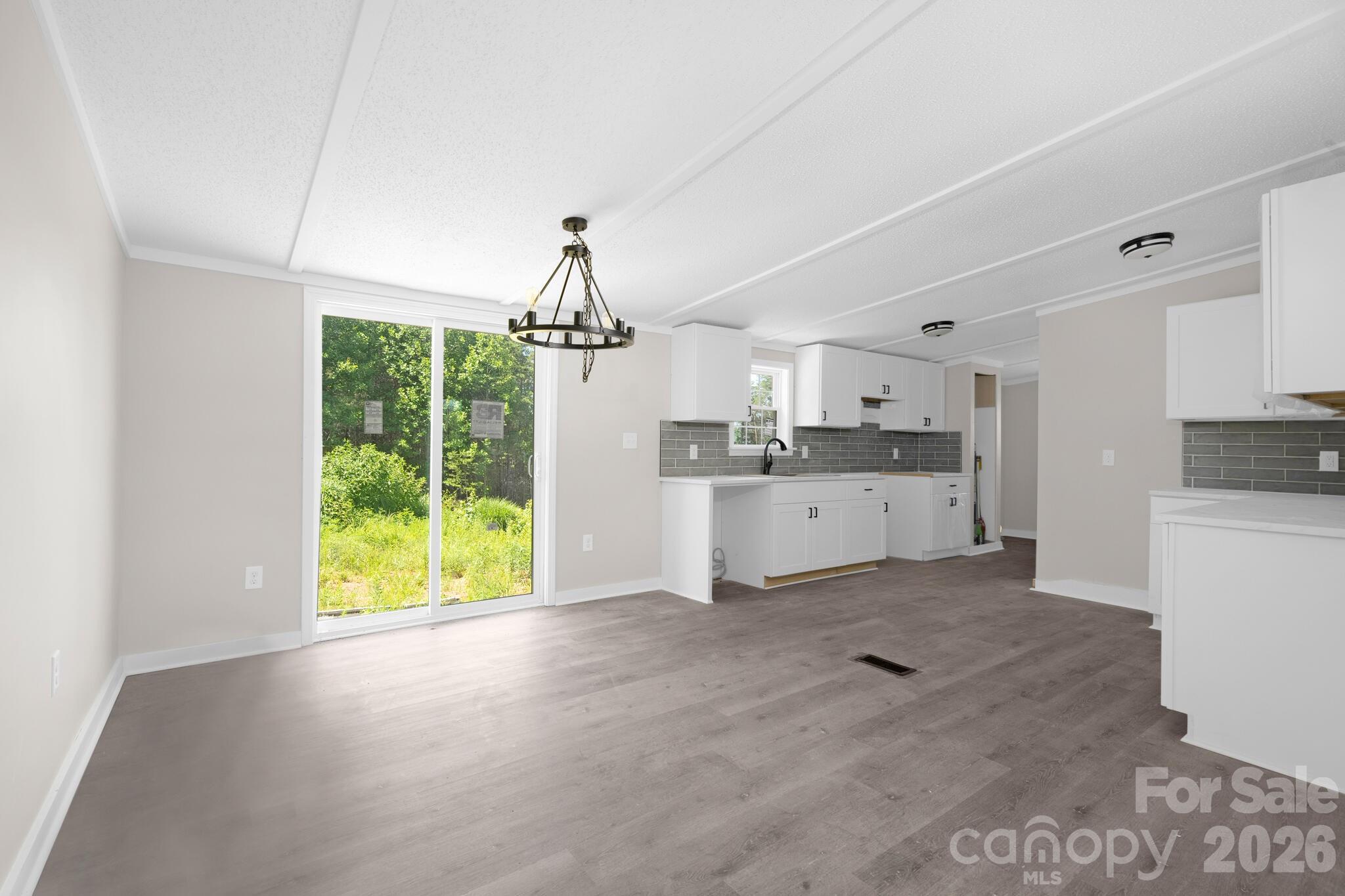 PLATEAU RIDGE ESTATES - Residential
