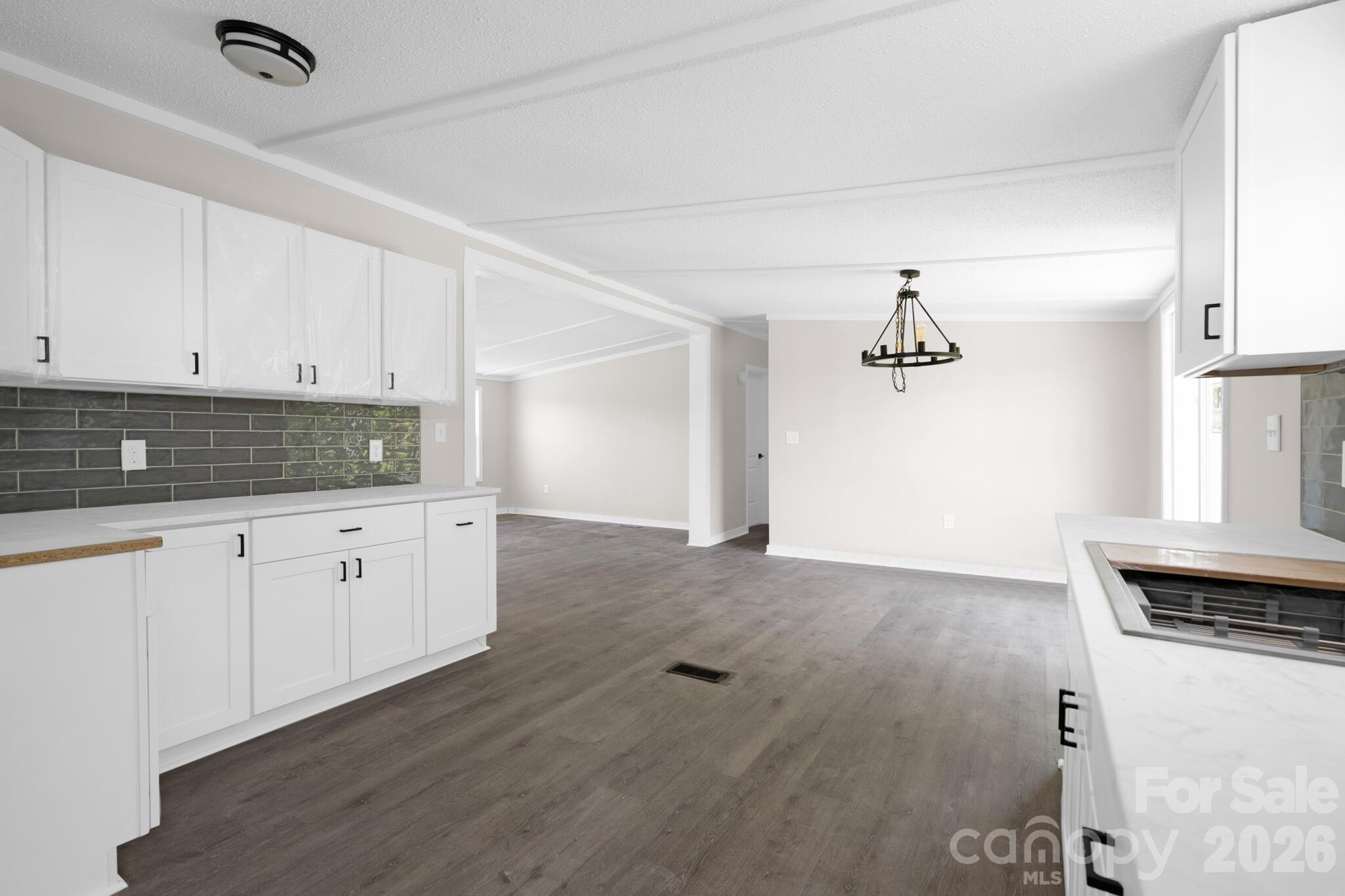 PLATEAU RIDGE ESTATES - Residential