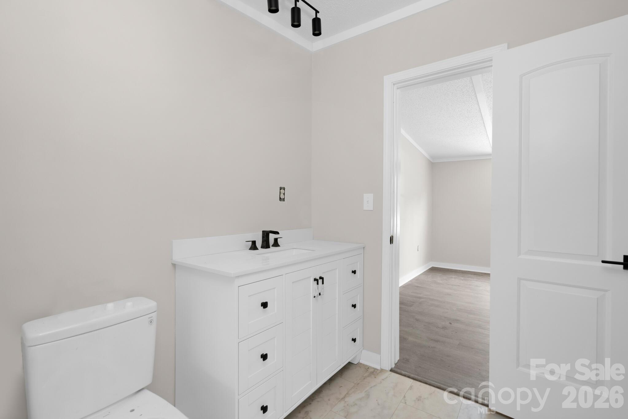PLATEAU RIDGE ESTATES - Residential