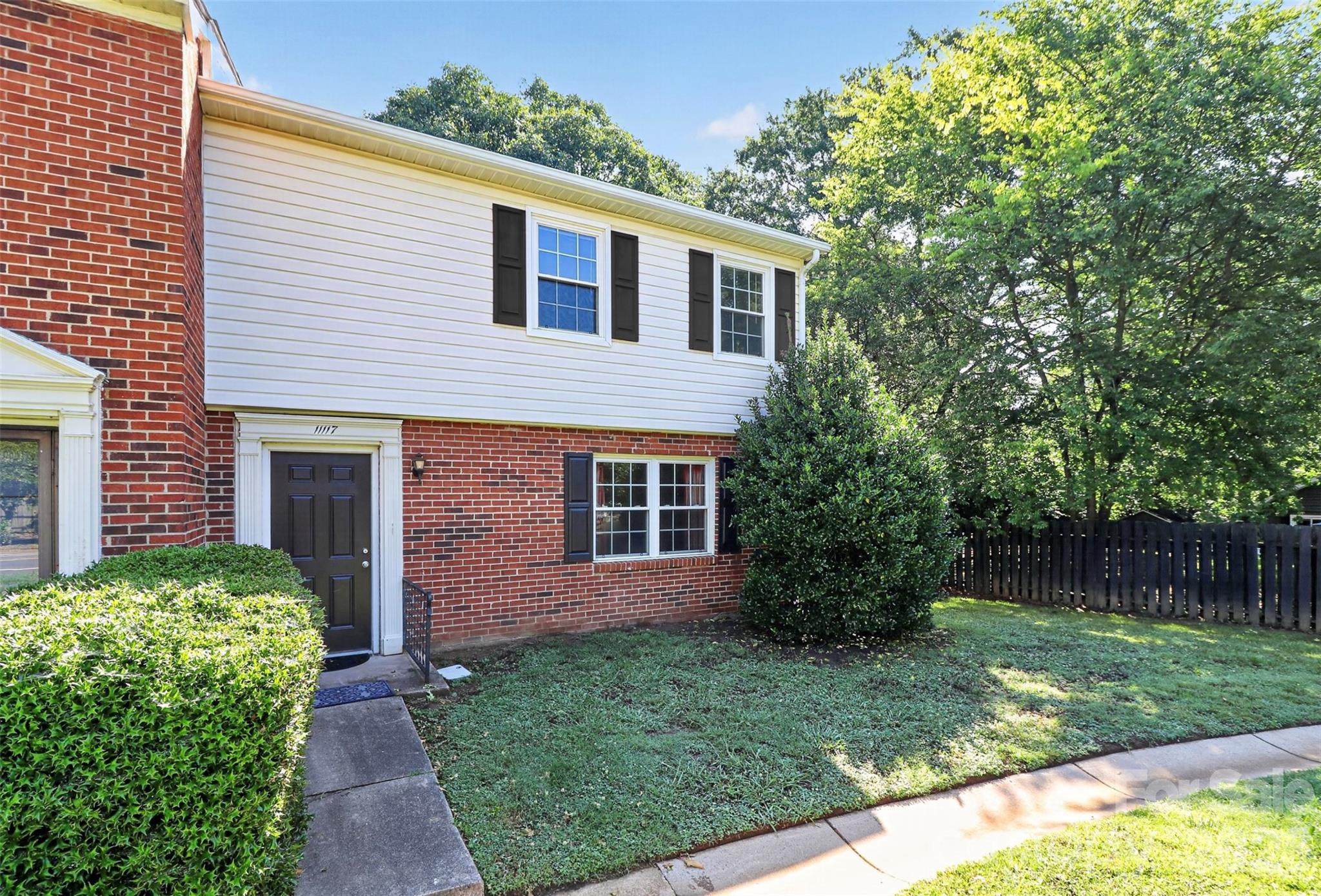 Lexington Commons - Residential