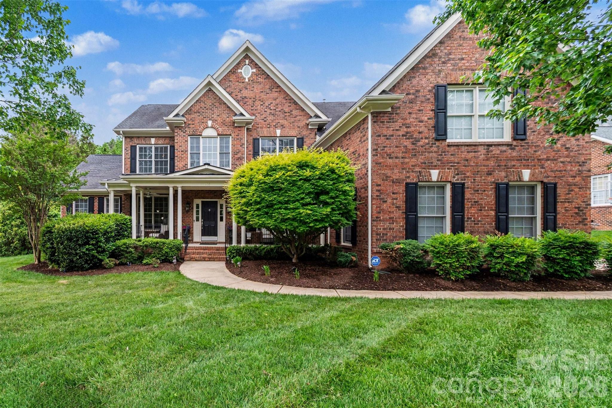Lake Forest Preserve - Residential