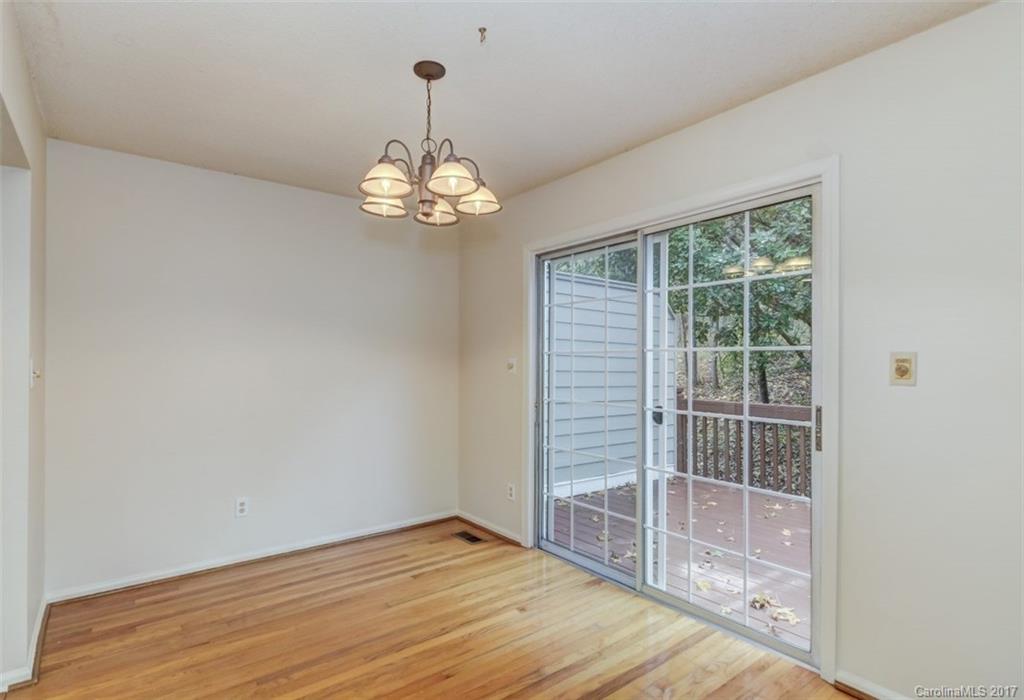Lakes At Raintree - Residential