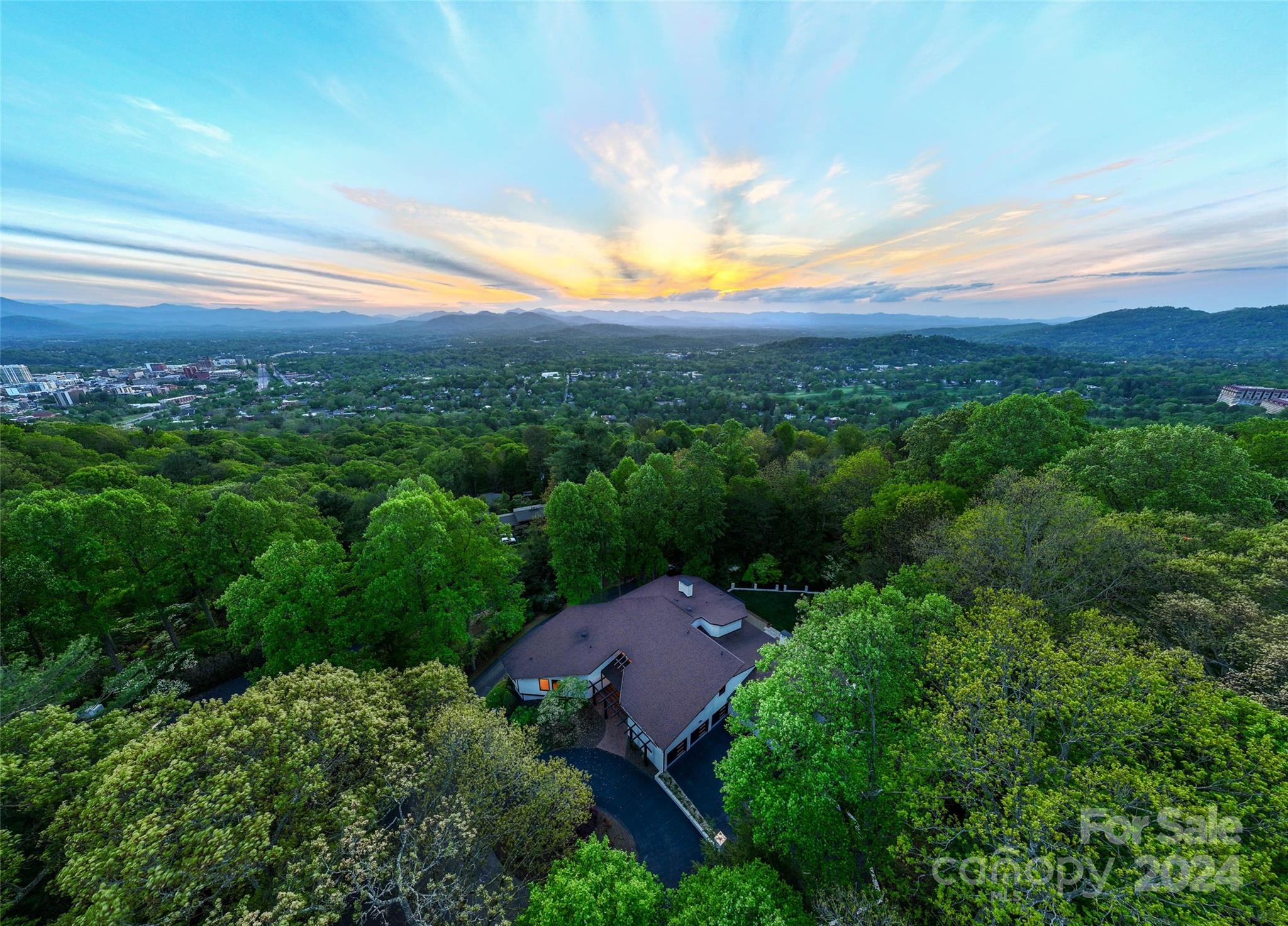Town Mountain - Residential