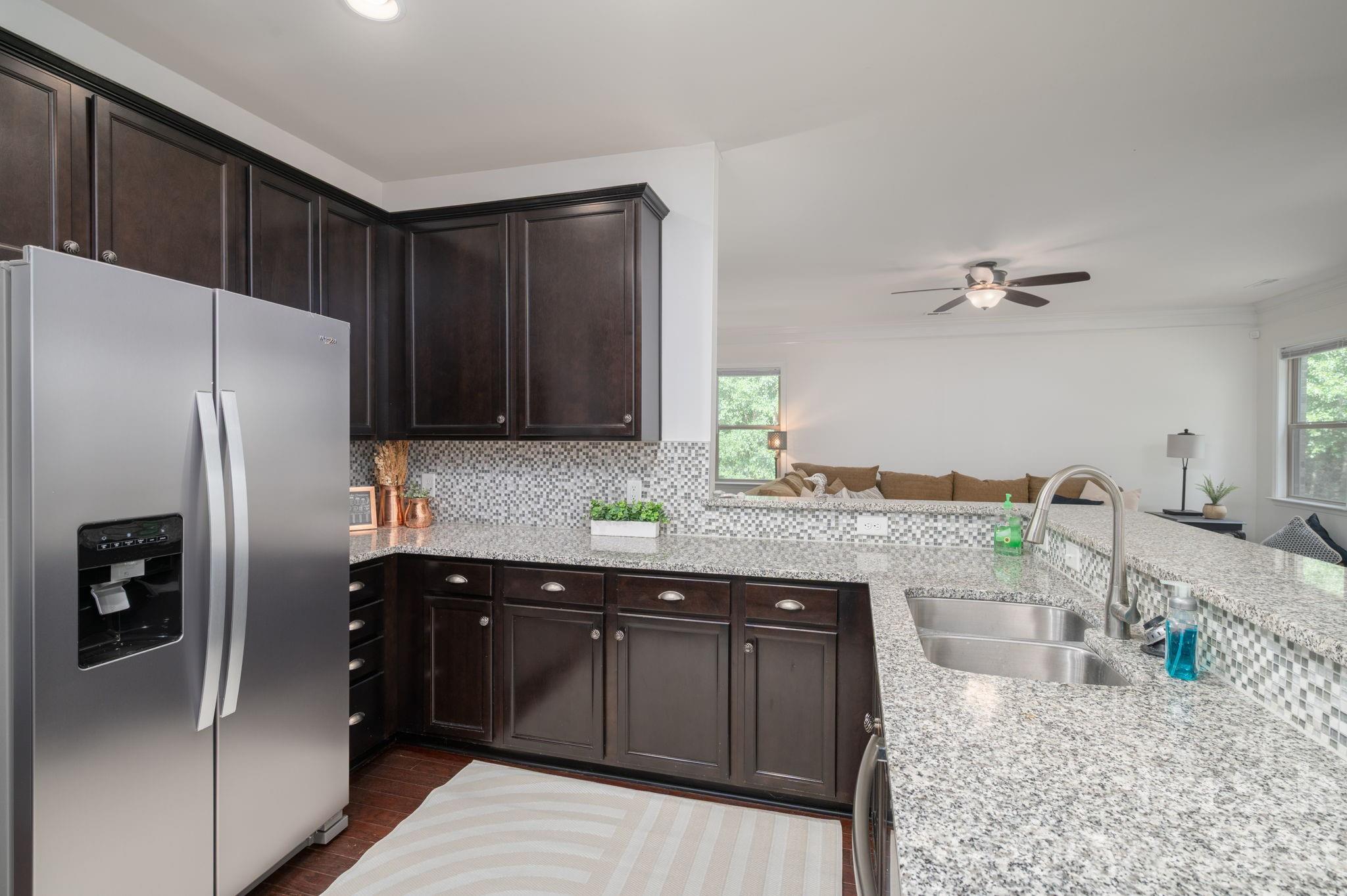 The Peninsula At Bayshore - Residential