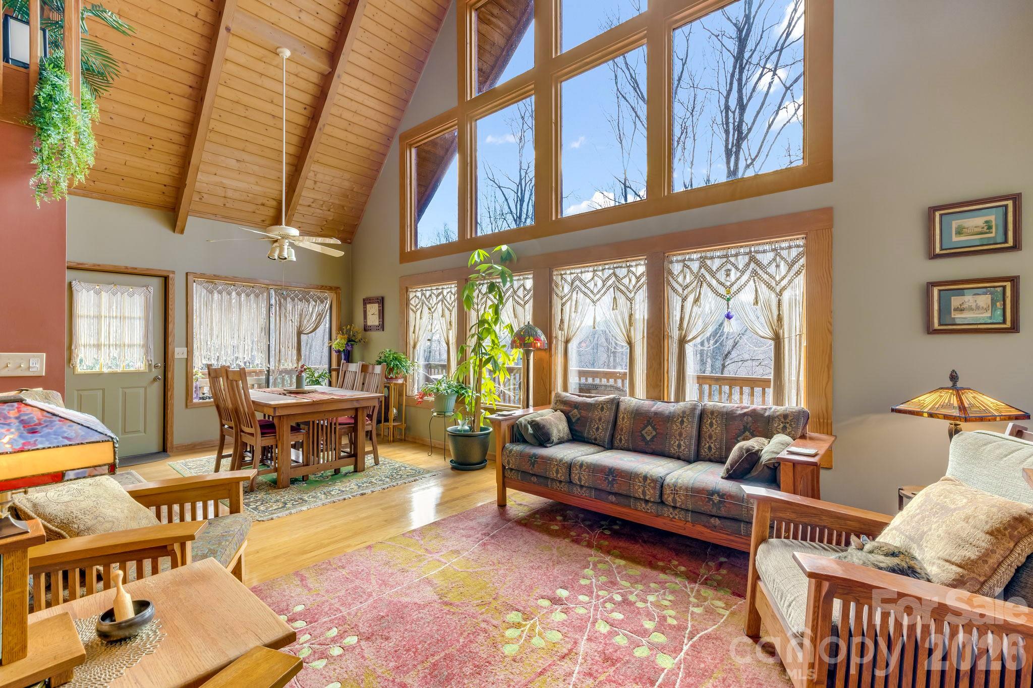 Wonderwood Mountain - Residential
