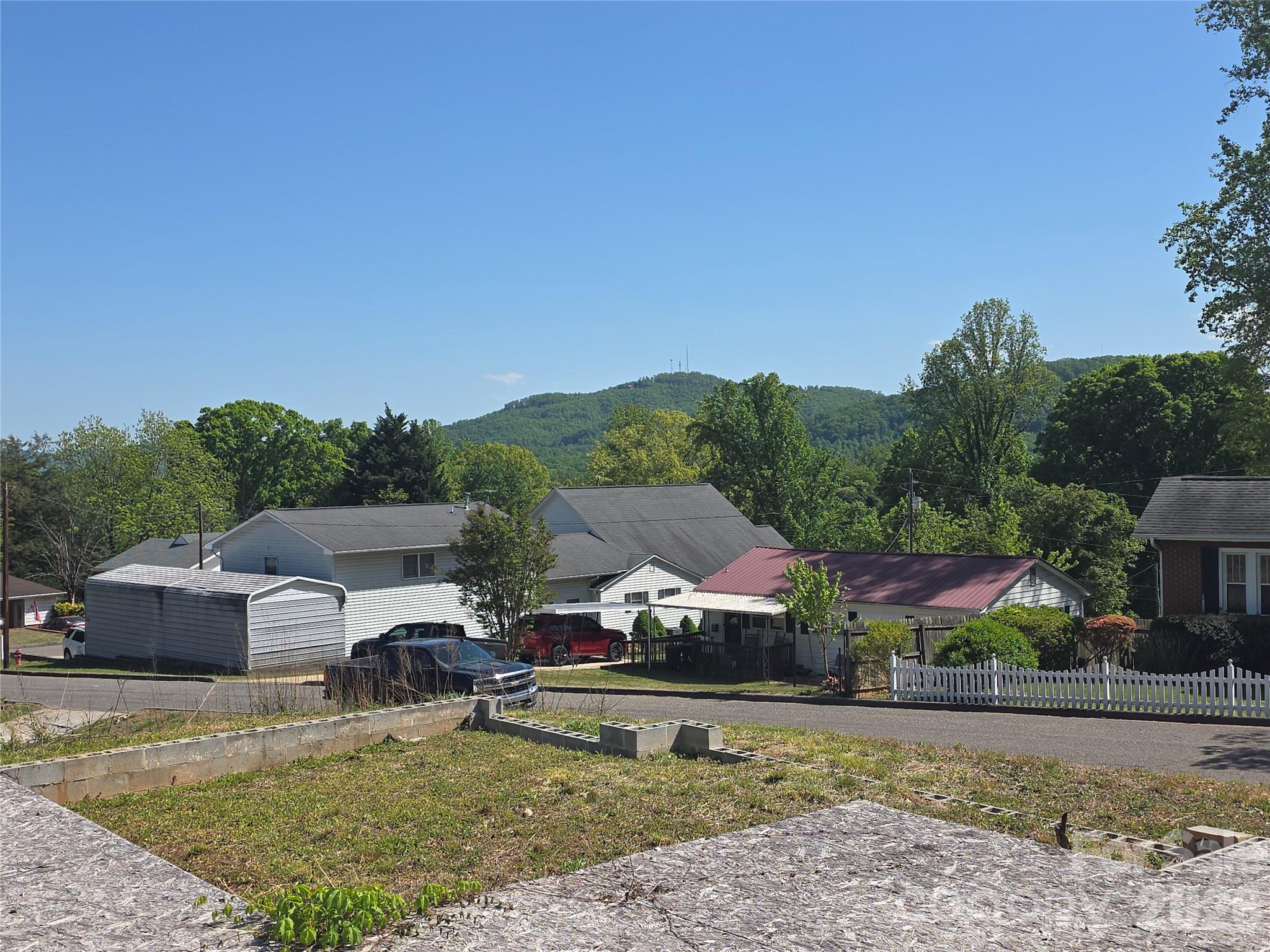 .4 acre residential lot close to downtown Marion. Home foundation and pool in place. City water and sewer. Elevated, level home site with a nice view.