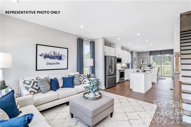 Ashmore Square - Residential