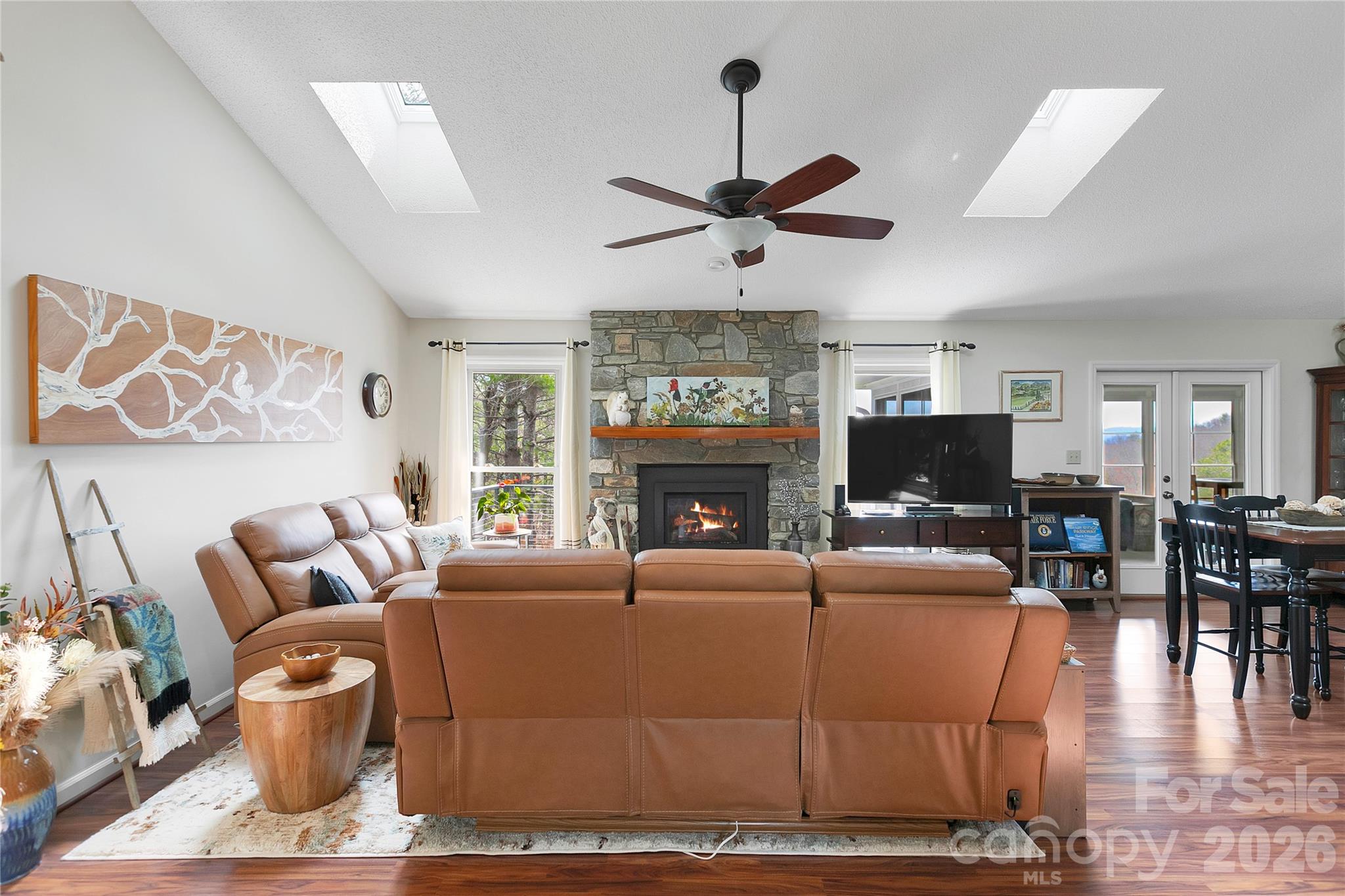 Connestee Falls - Residential
