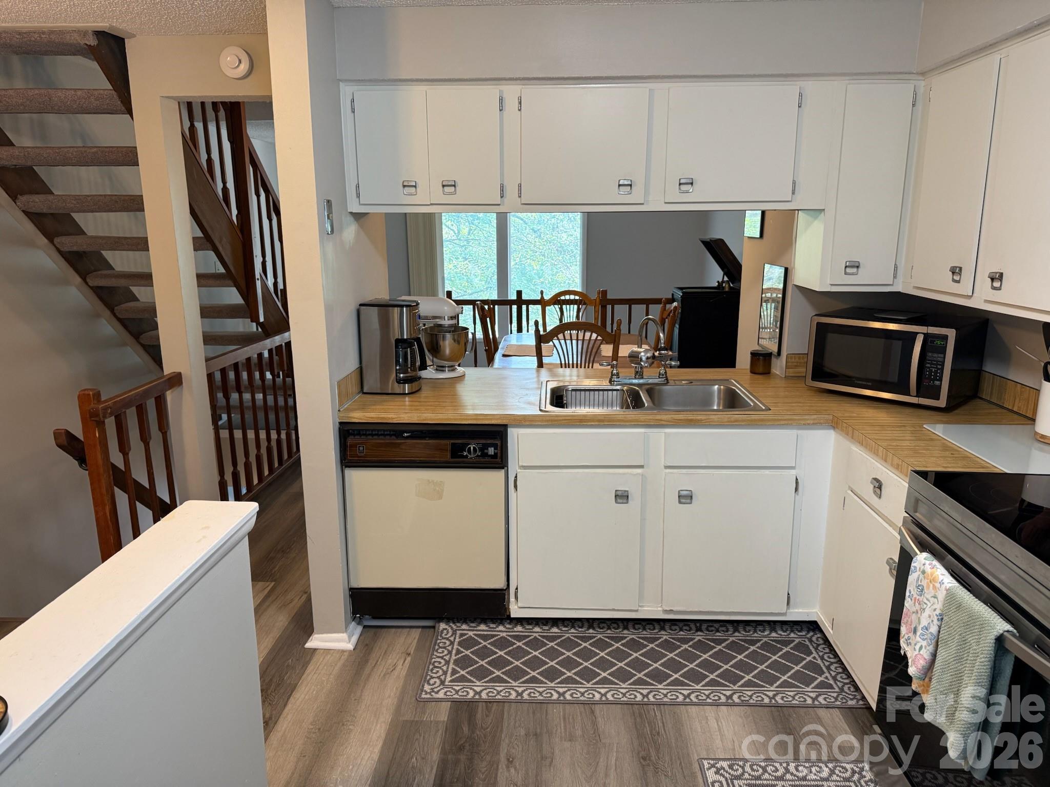 Waterford Townhomes - Residential