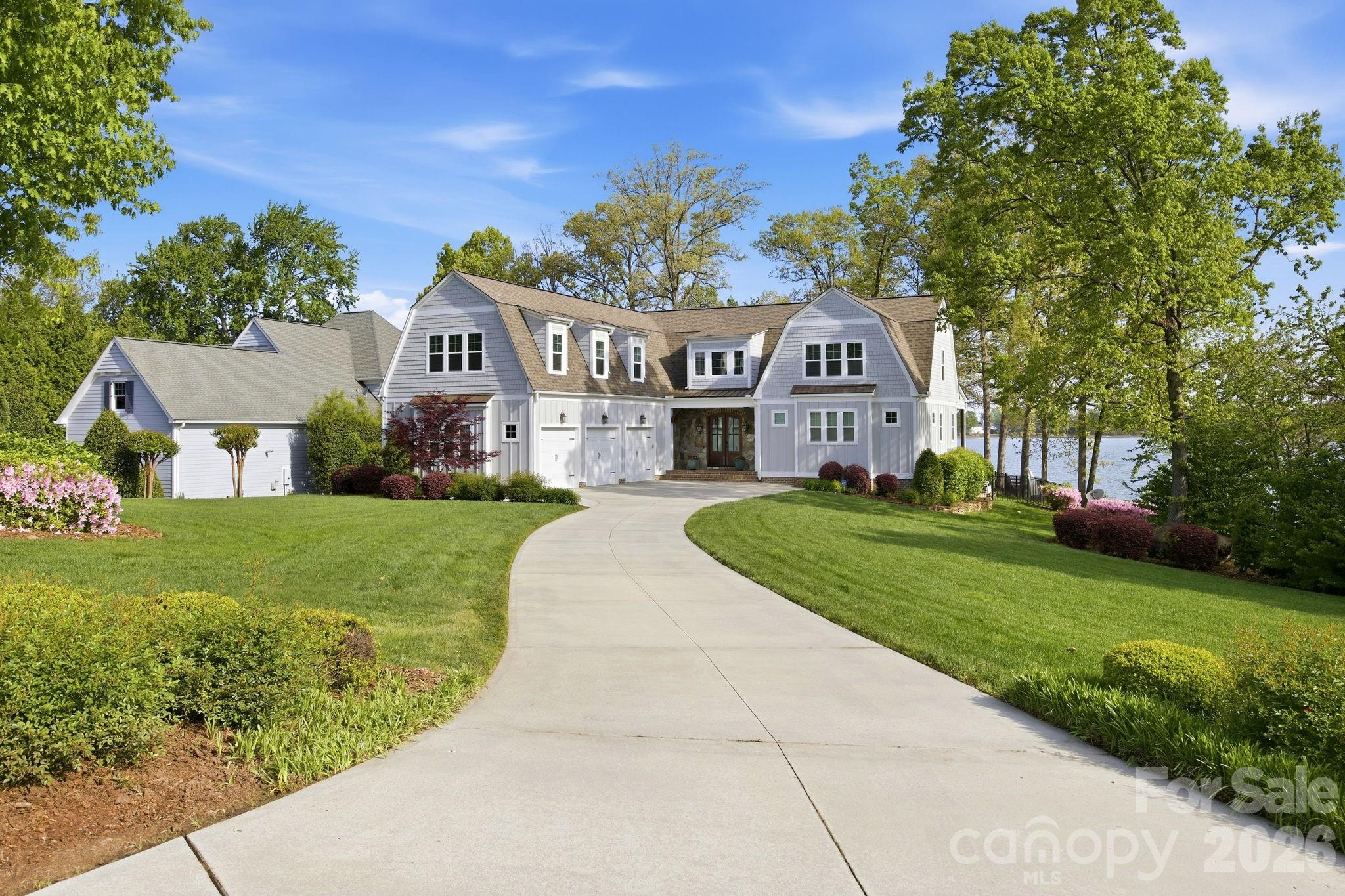 Pointe Regatta - Residential