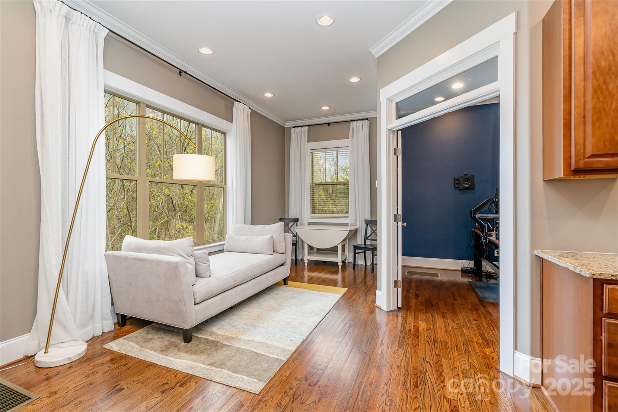 Riverwalk - Residential