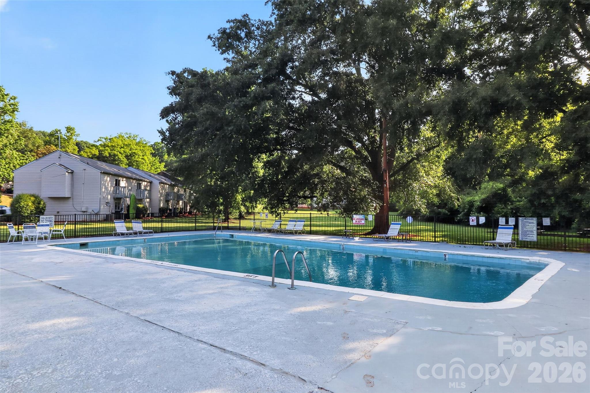 Sharon Lakes - Residential