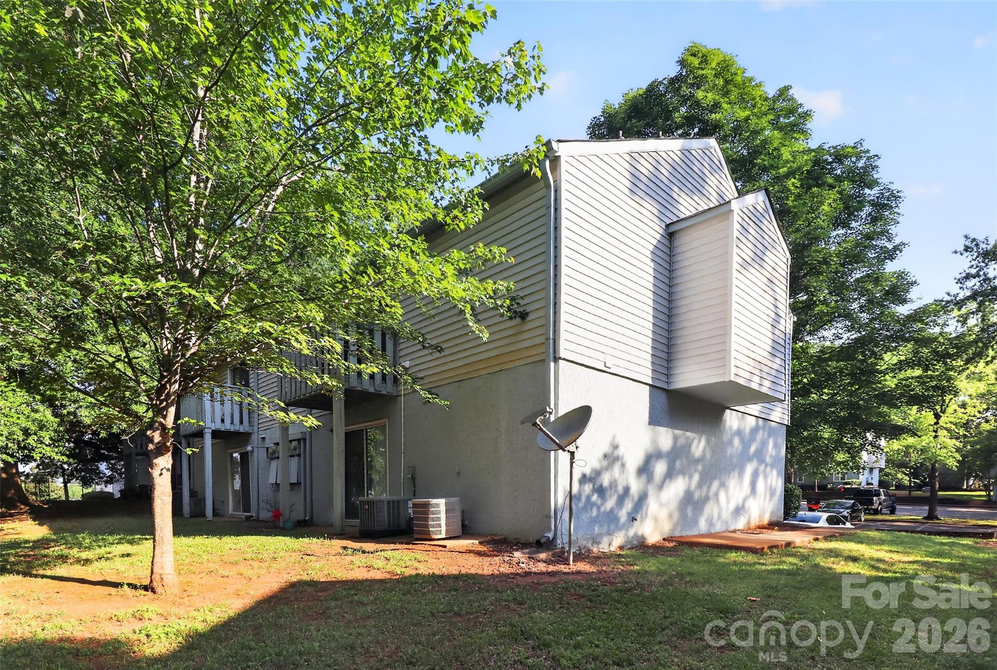 Sharon Lakes - Residential