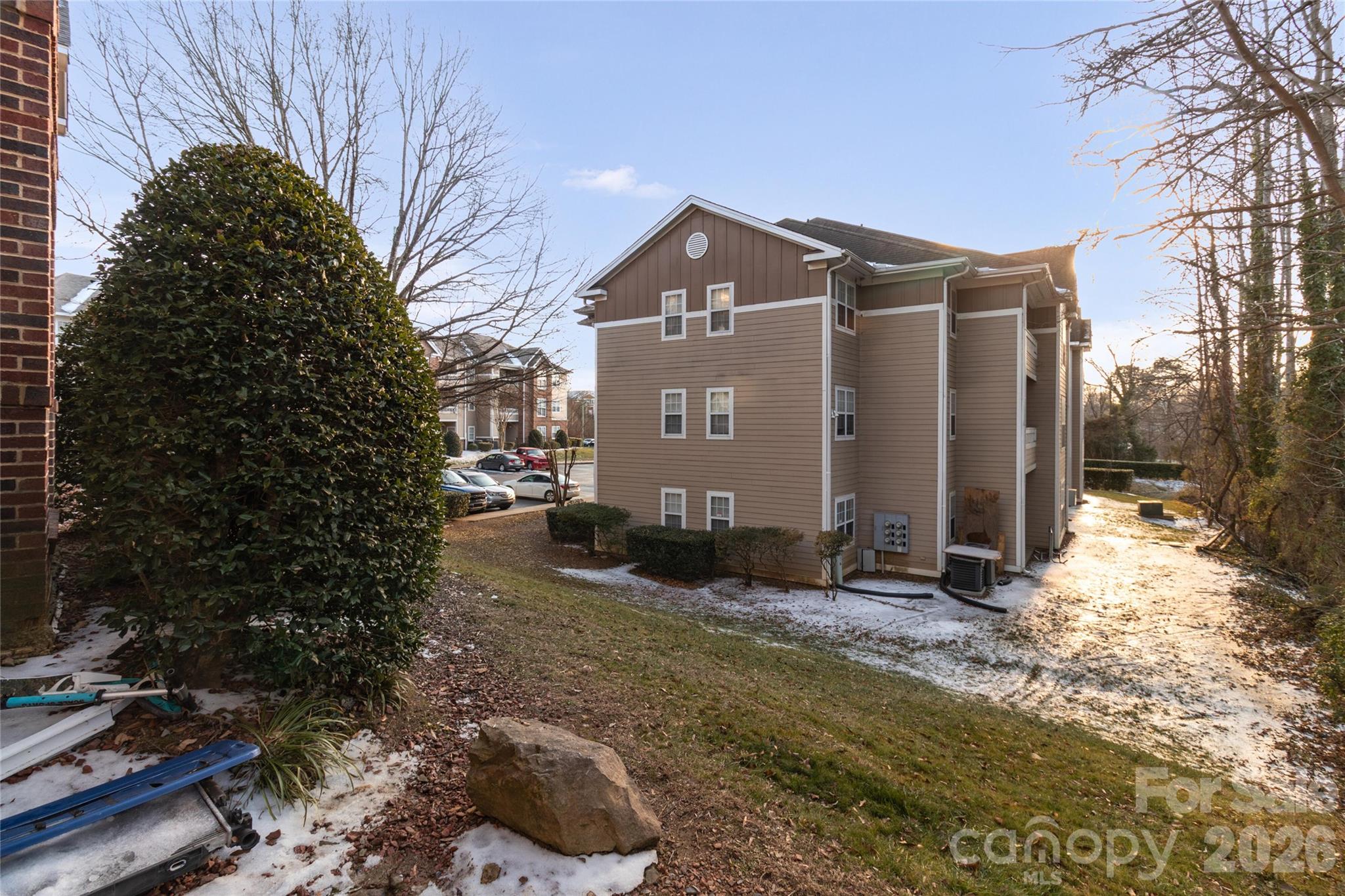 Campus Walk - Residential