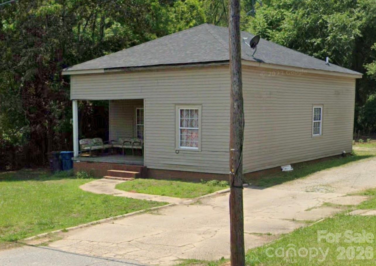 Two bed one bath investment property located on same parcel as 413 Klumac. There is potential to separate the homes into two separate lots, or maybe even a third. City requires minimum 50ft road frontage for any subdividing of the lot. Check with city to confirm. Very convenient location in Salisbury. Homes can be sold together or separate. MLS ID for 411 Klumac -4270800