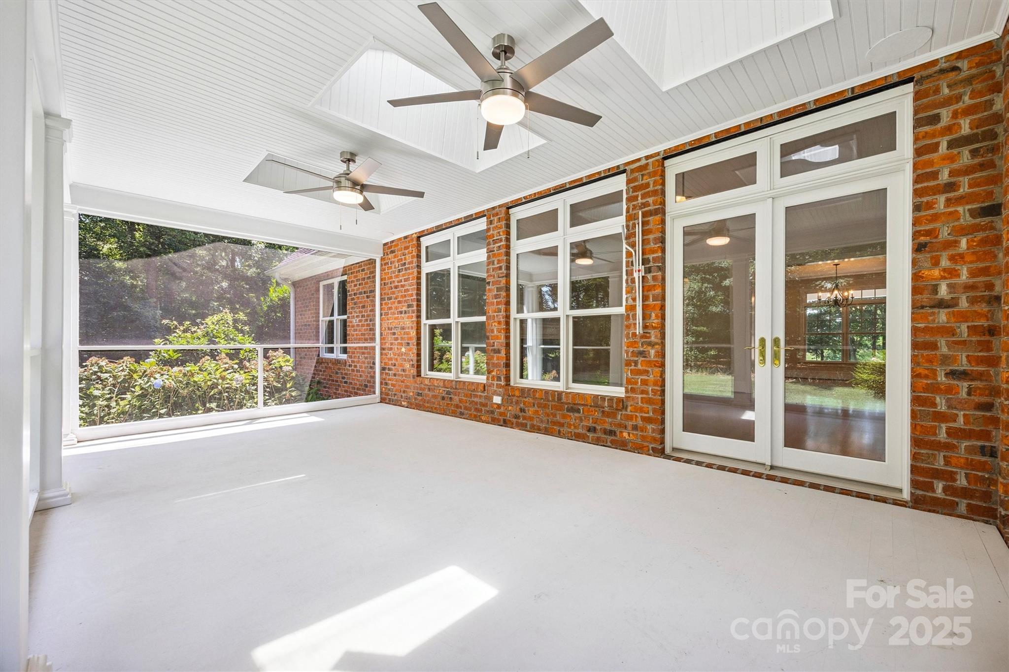 Ridgebrook Crossing - Residential