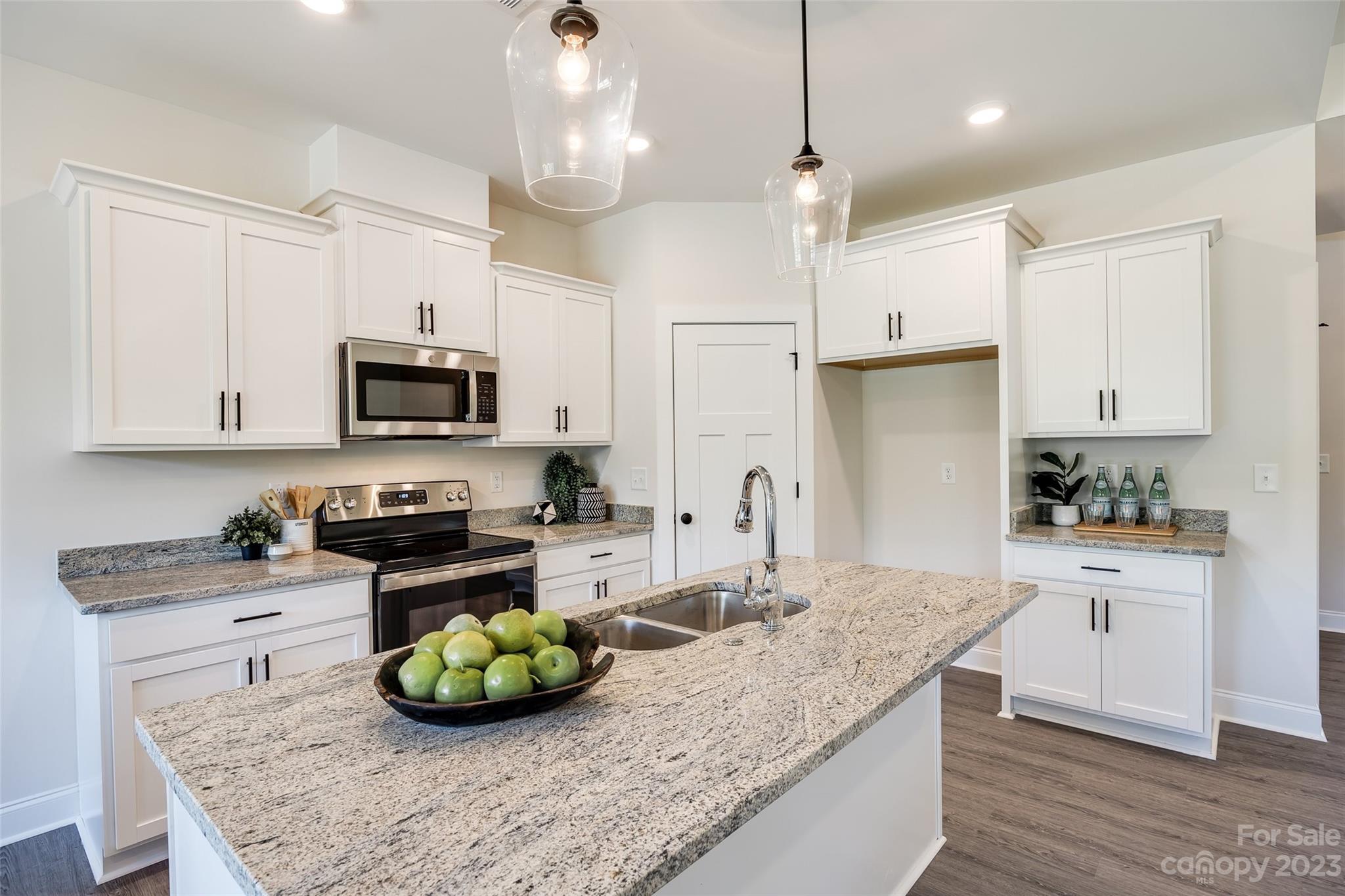 Stonecrest Meadows - Residential
