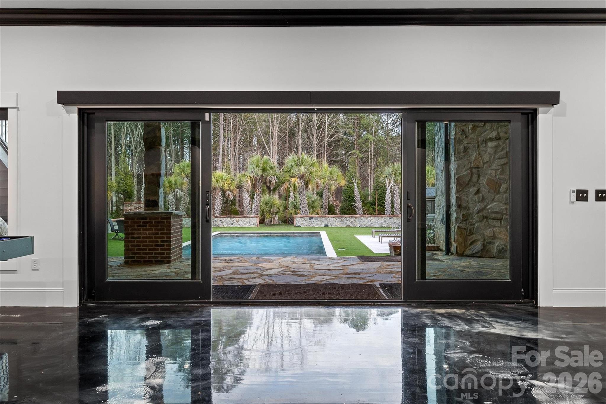Twin Coves - Residential