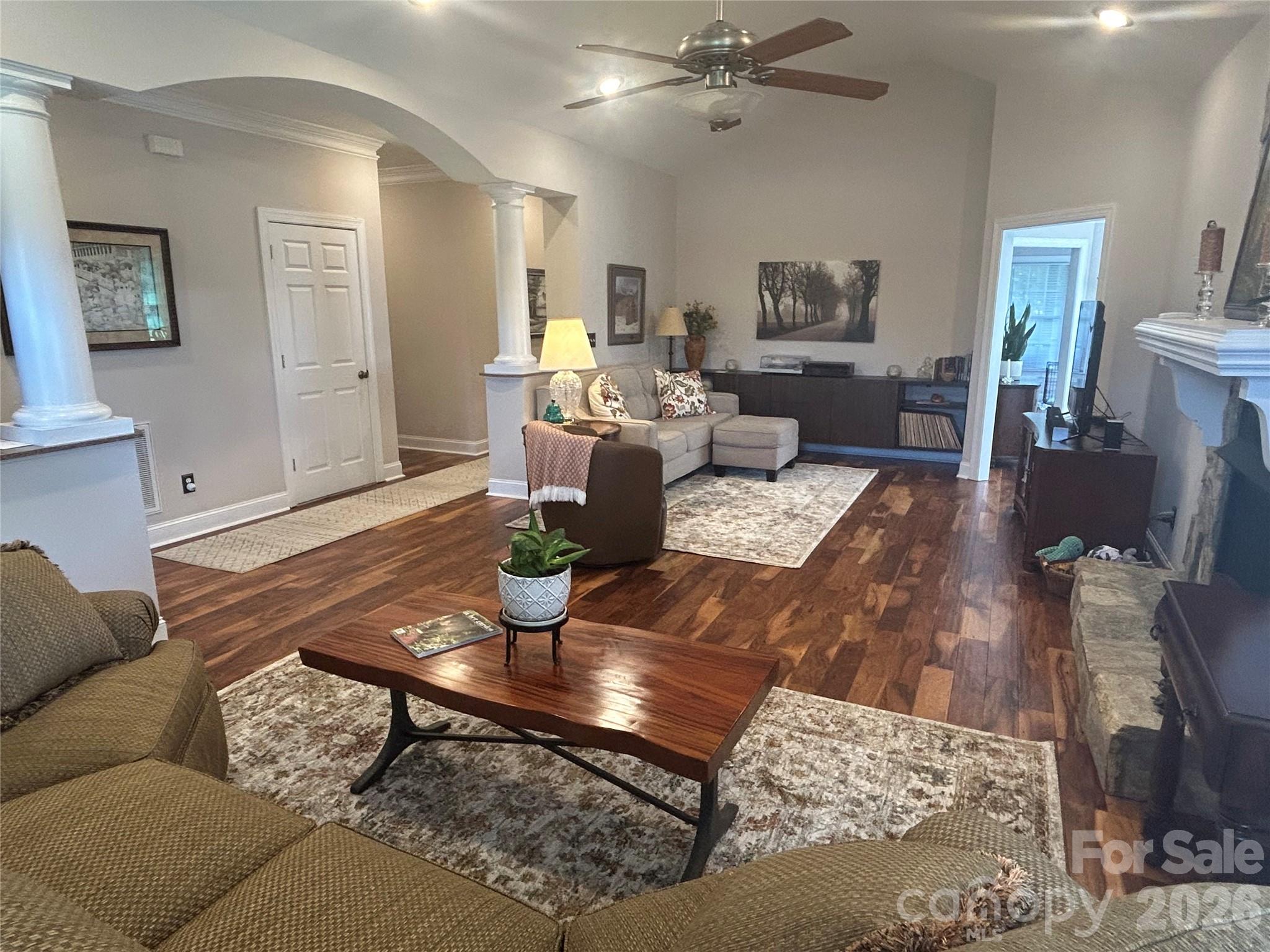 Royal Oaks - Residential