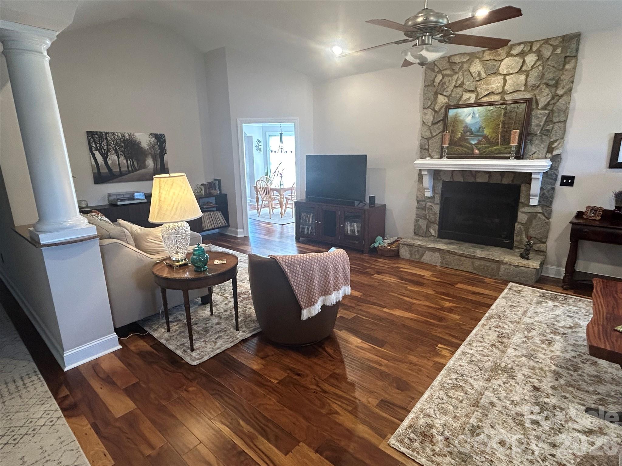 Royal Oaks - Residential