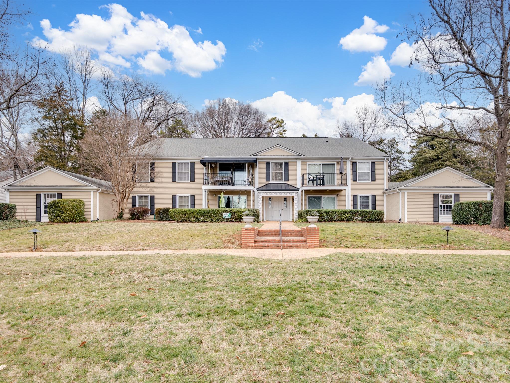 Quail Hollow East - Residential
