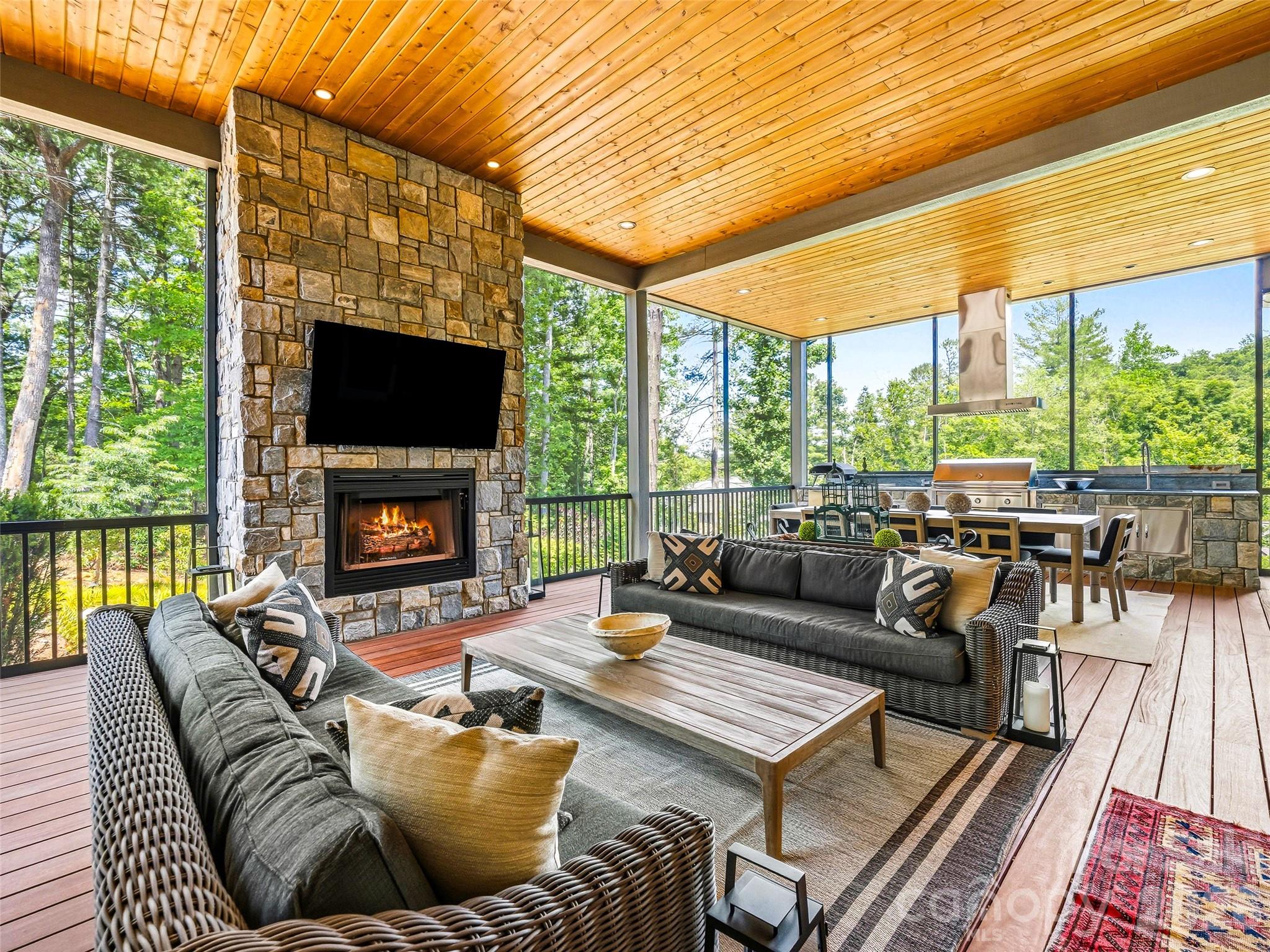 The Cliffs at Walnut Cove - Residential