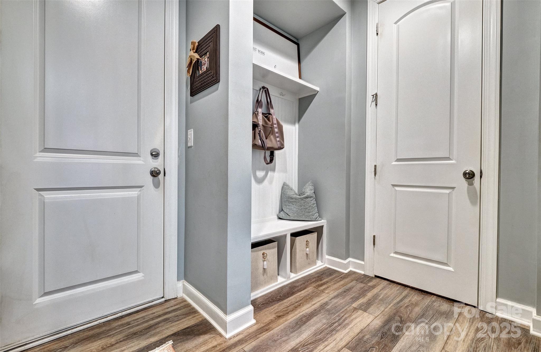 Lake Crest - Residential