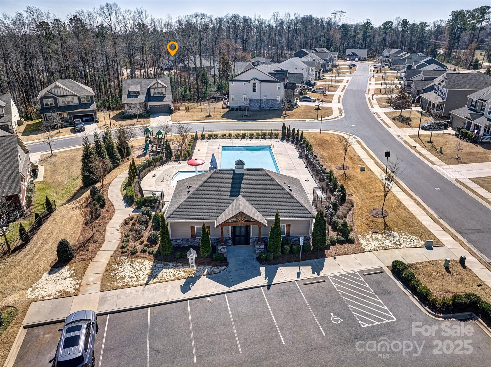 Lake Crest - Residential