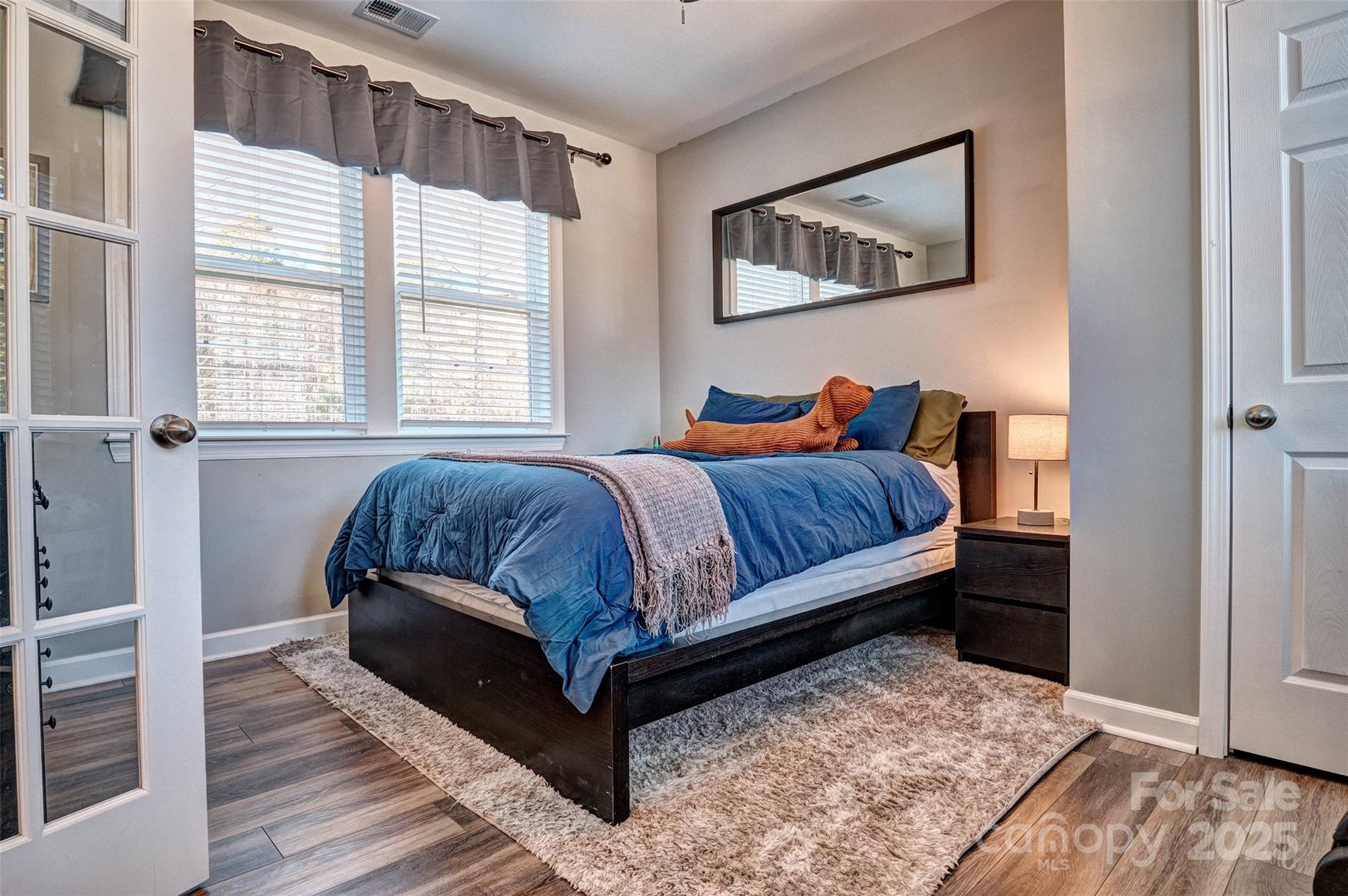 Lake Crest - Residential