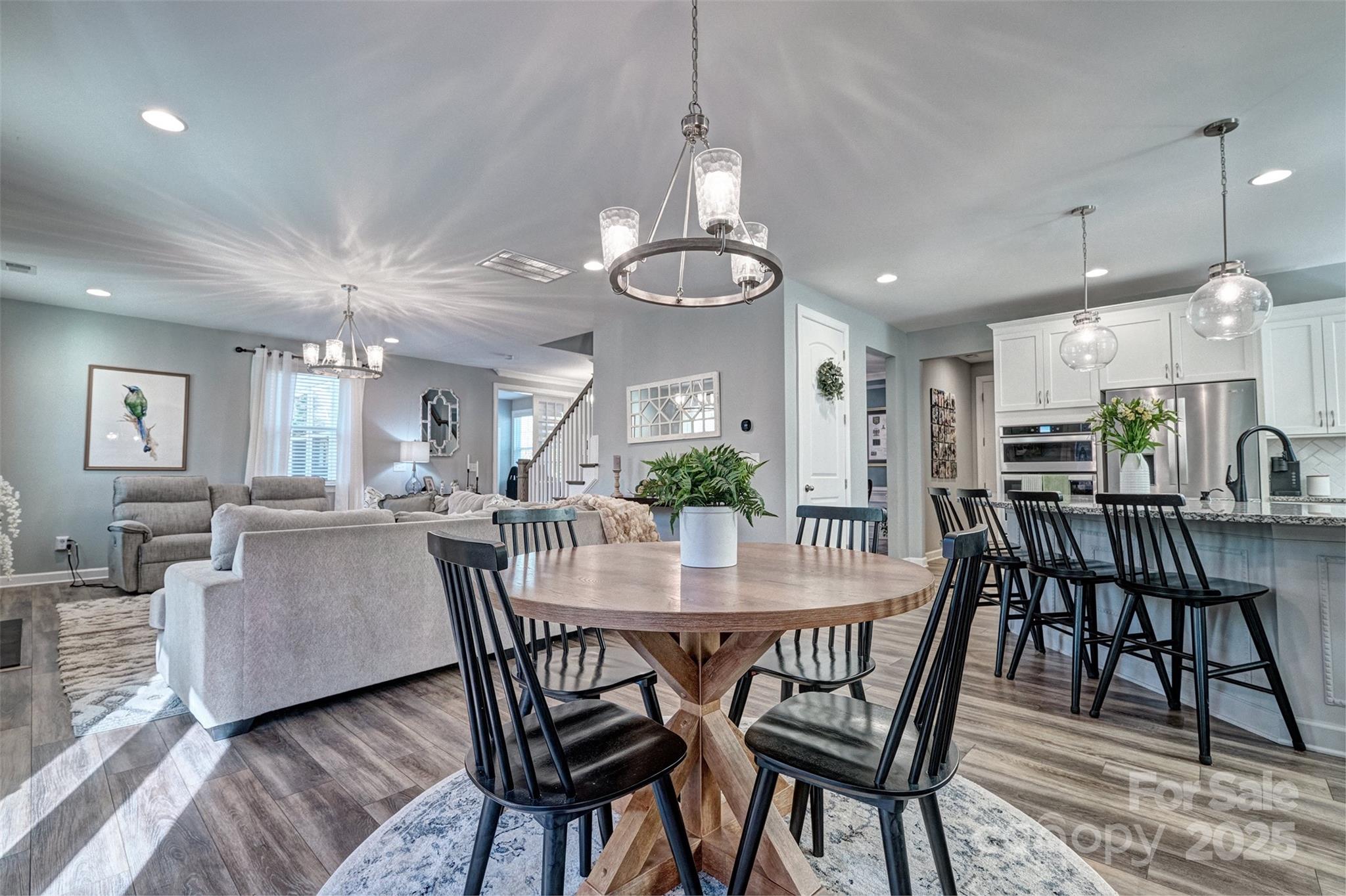 Lake Crest - Residential