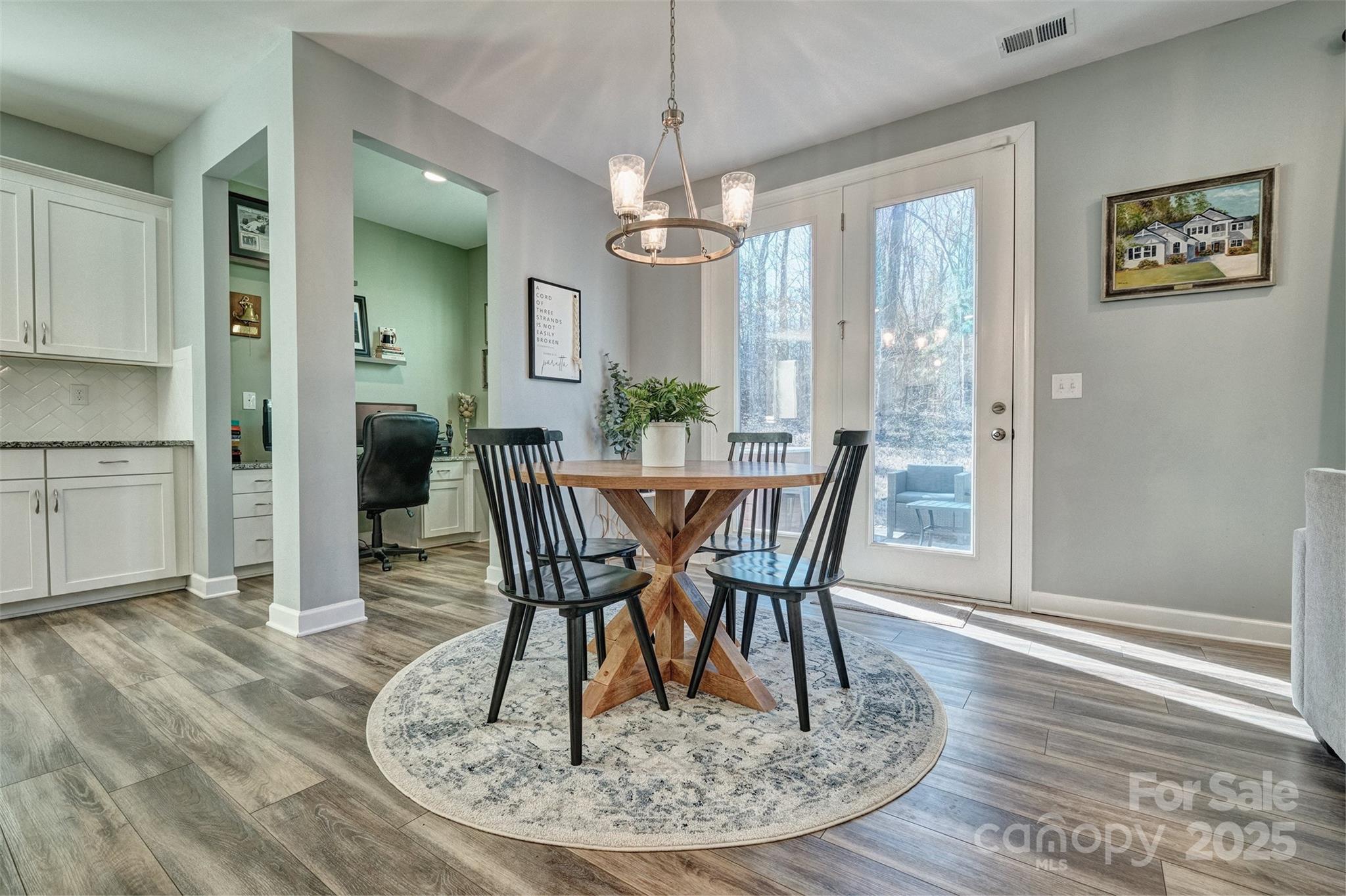 Lake Crest - Residential