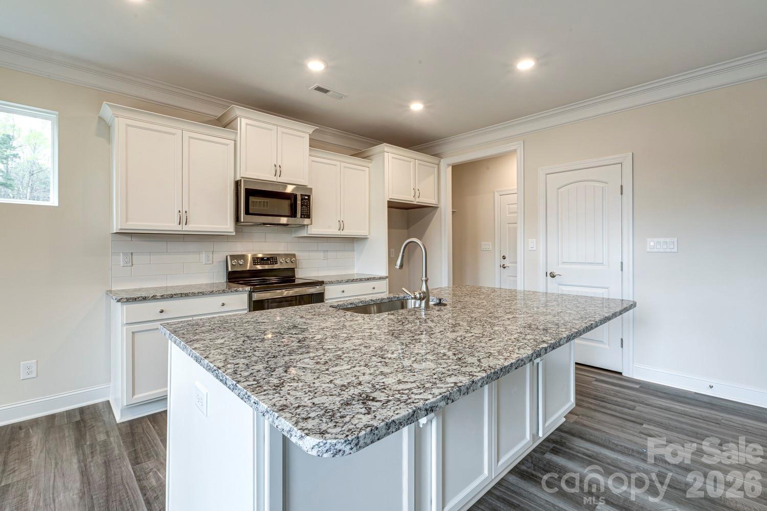 The Pinnacle at Ridgeview - Residential