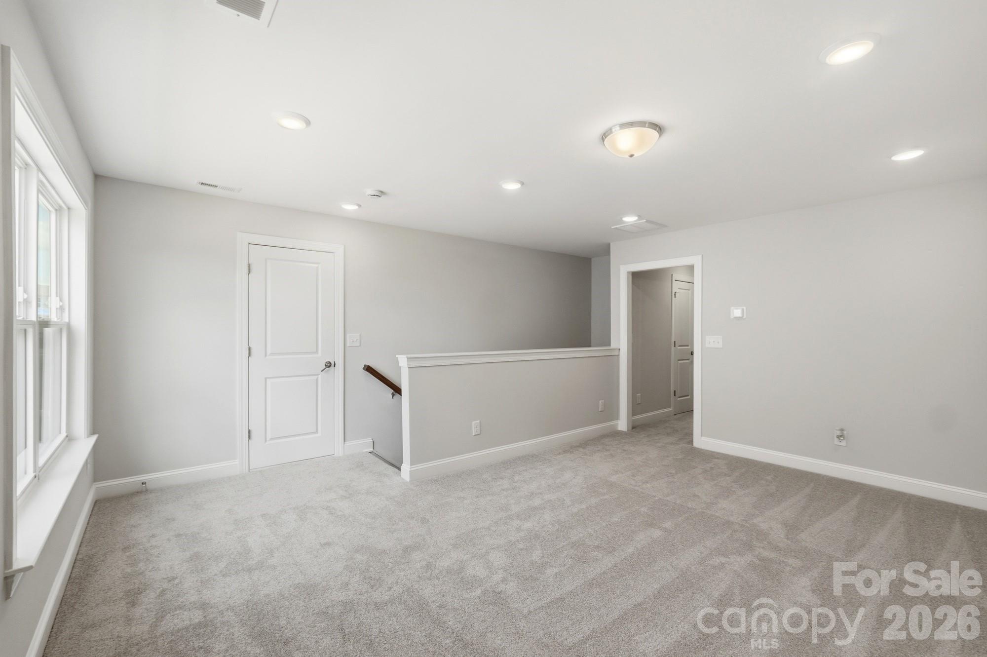 The Pinnacle at Ridgeview - Residential