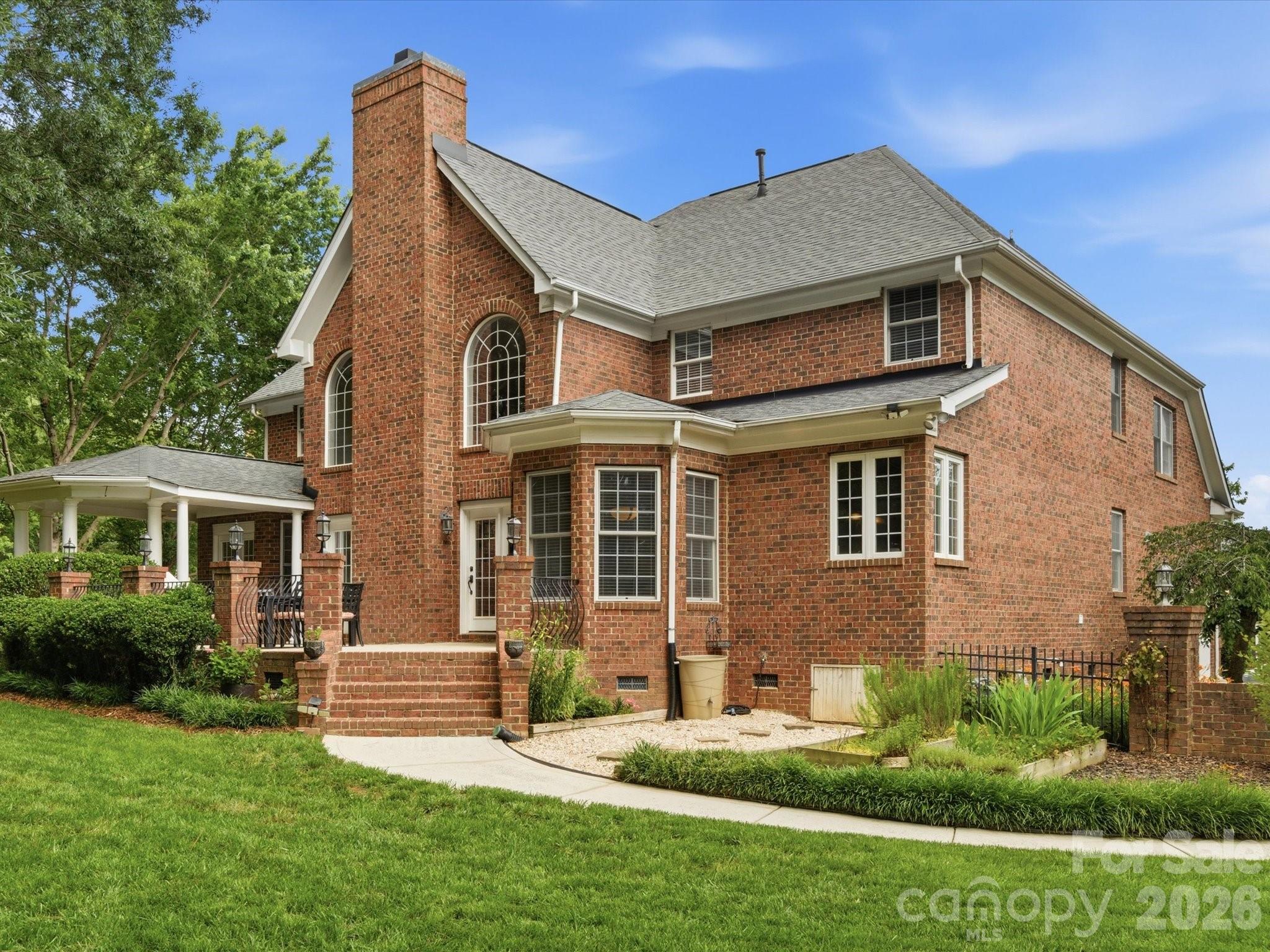 Quellin - Residential