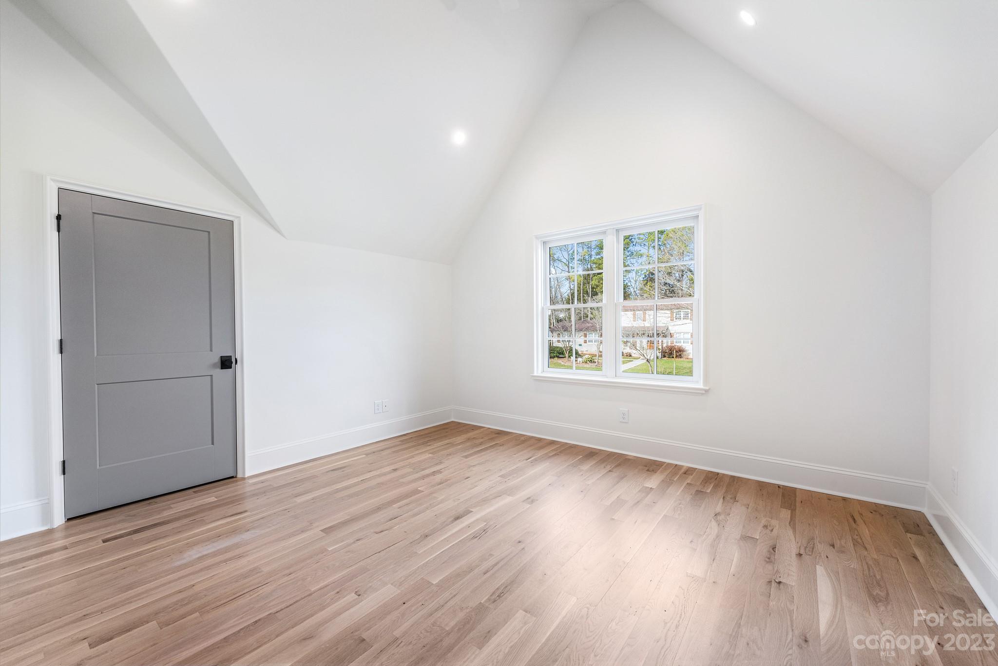 Lansdowne - Residential