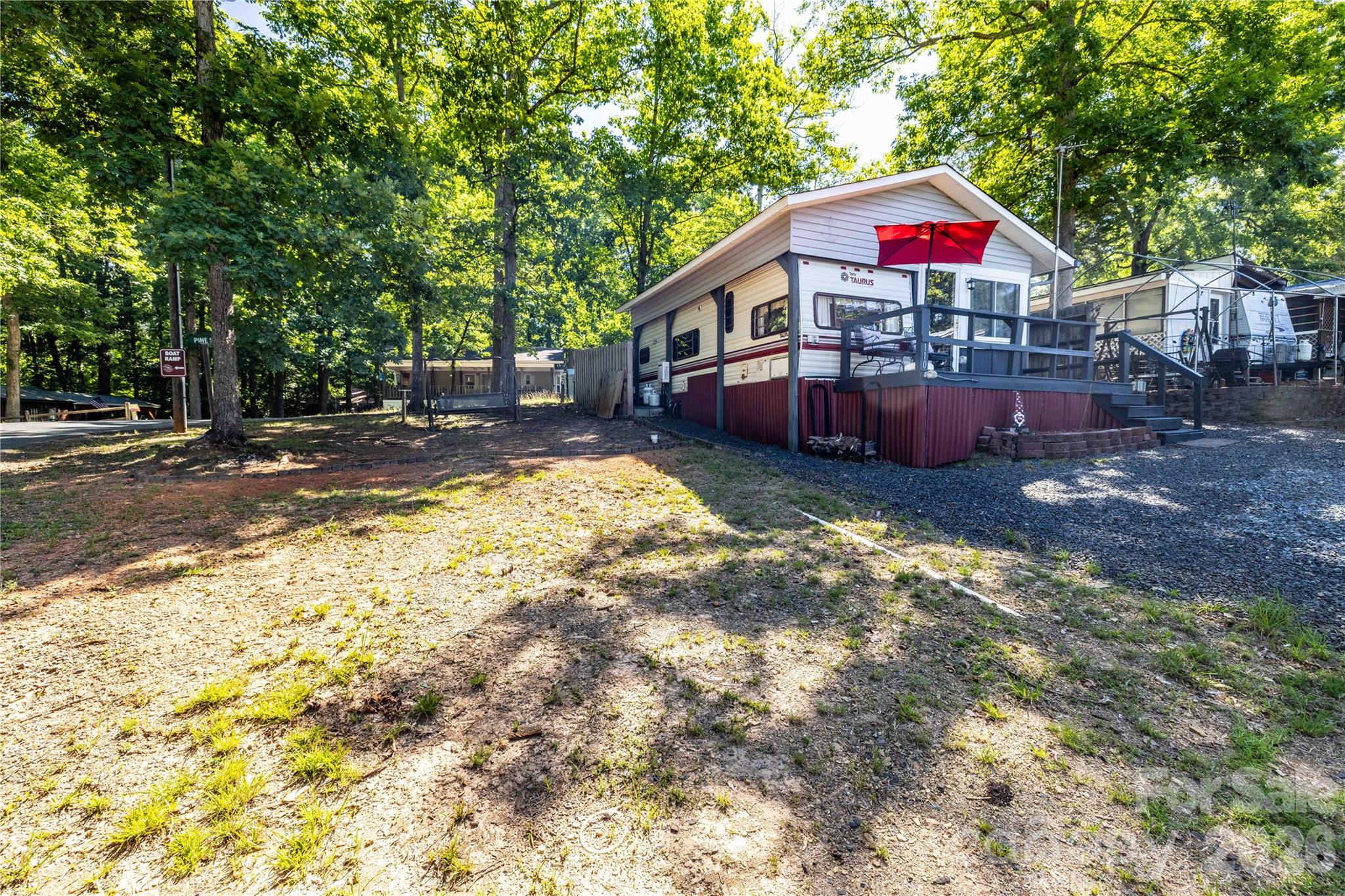 Twin Harbor - Residential