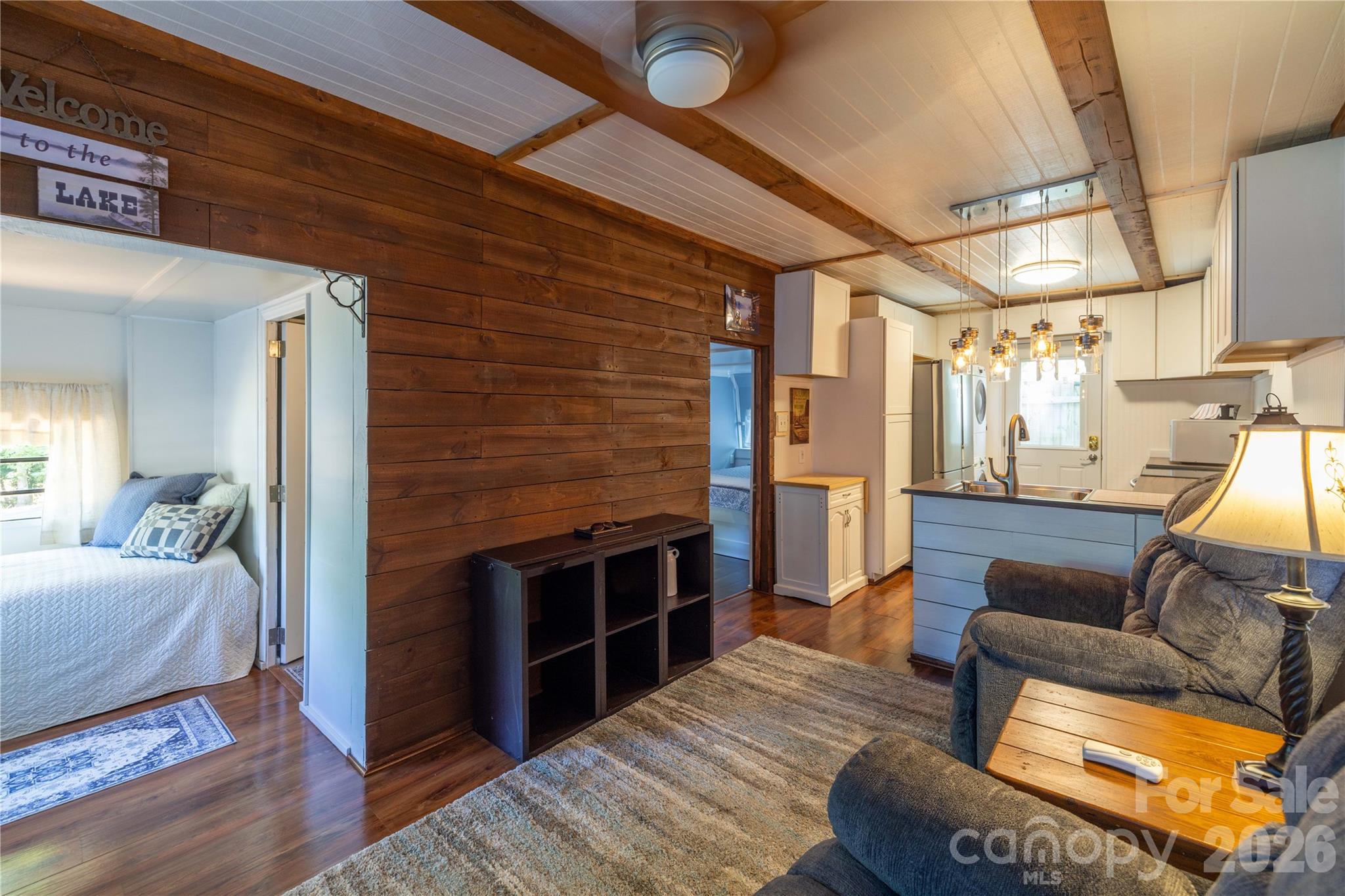 Twin Harbor - Residential